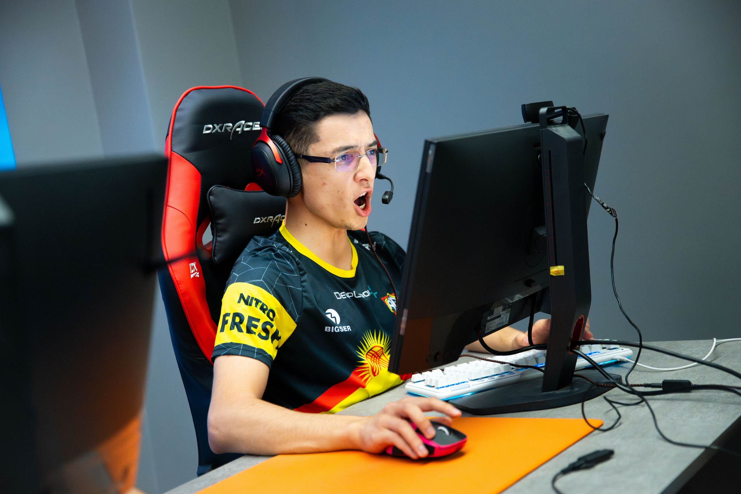 LanDaLan & FRAG & GLuck Yungstar & UCA