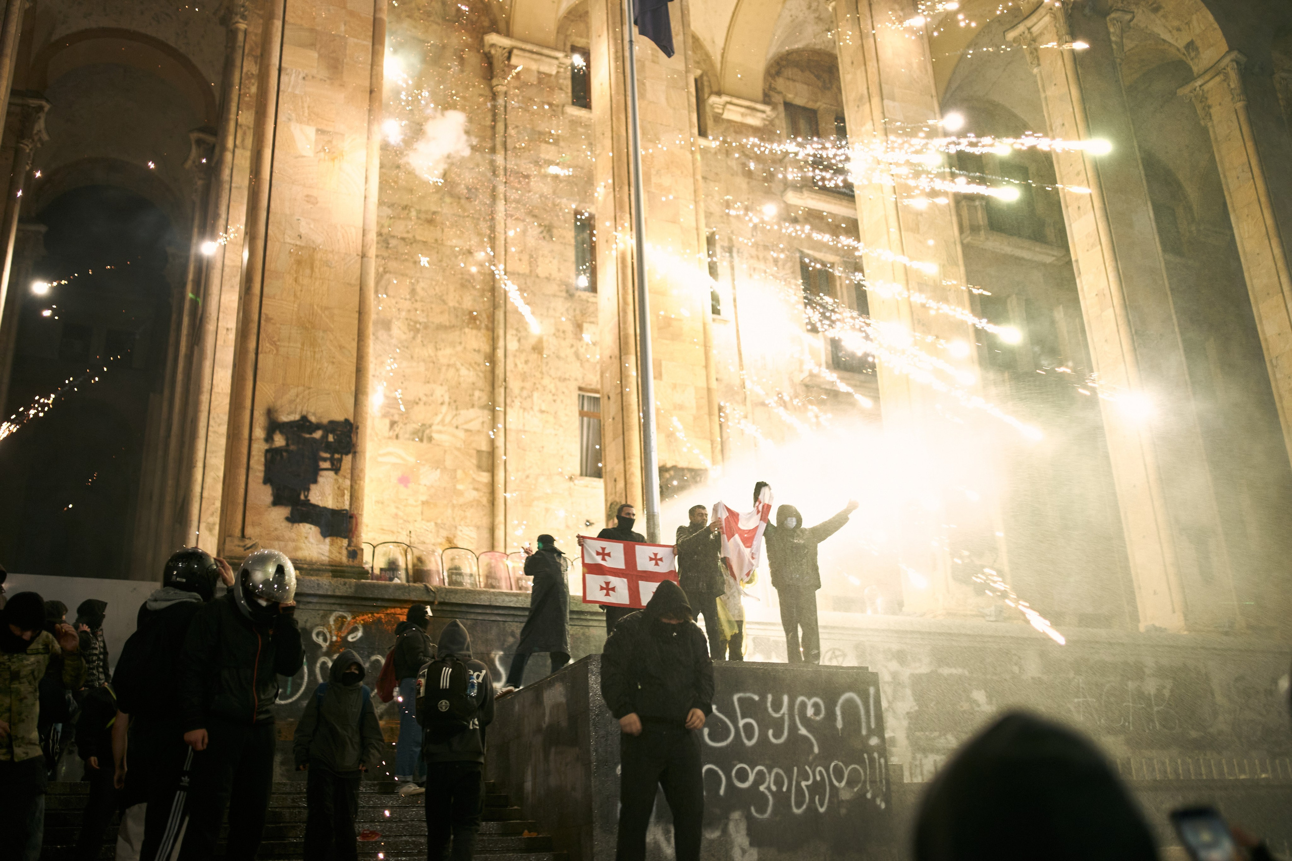 Never back to USSR. Visual artist