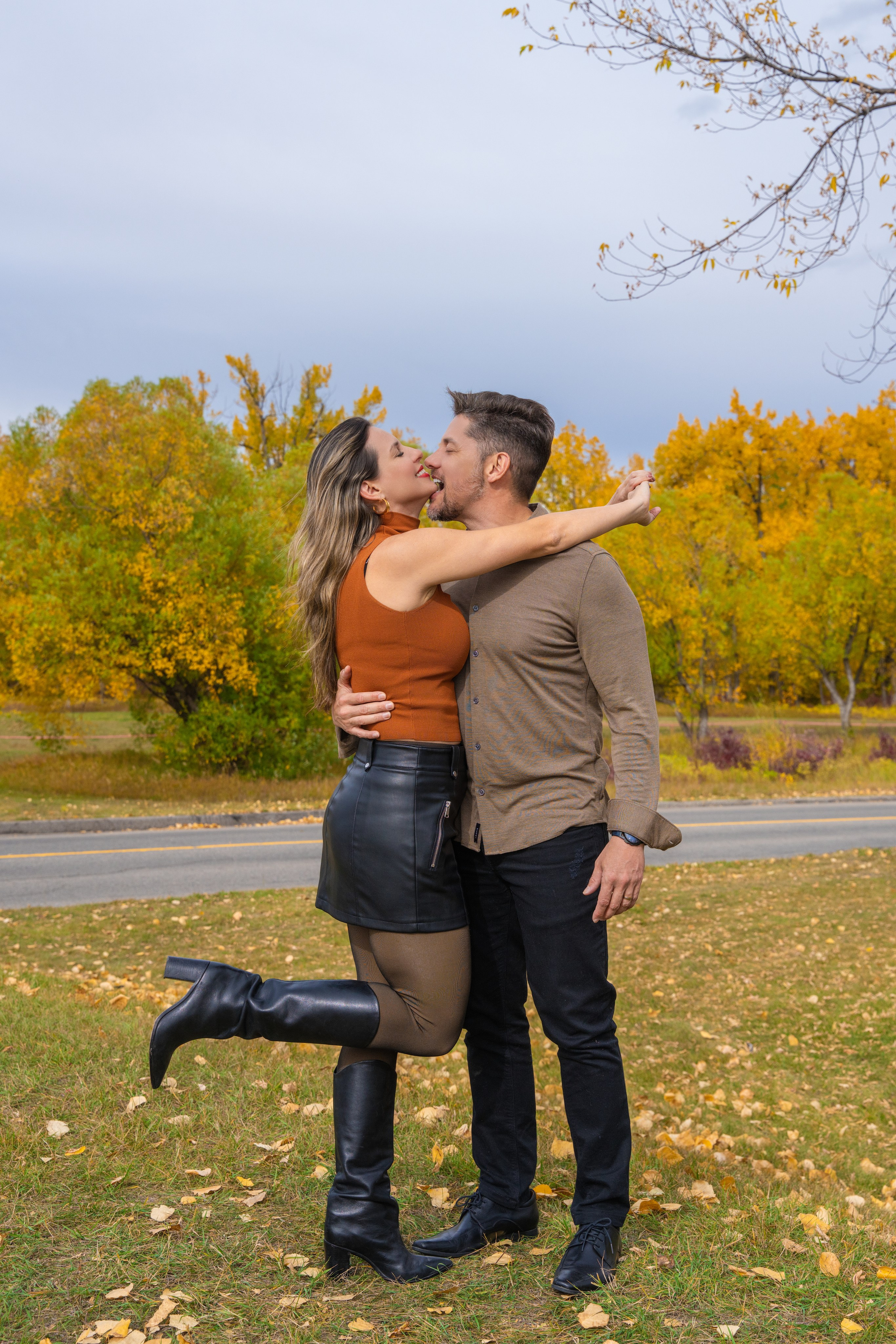 Ariana’s Family. Carlos Lima Photography — Photographer in Calgary