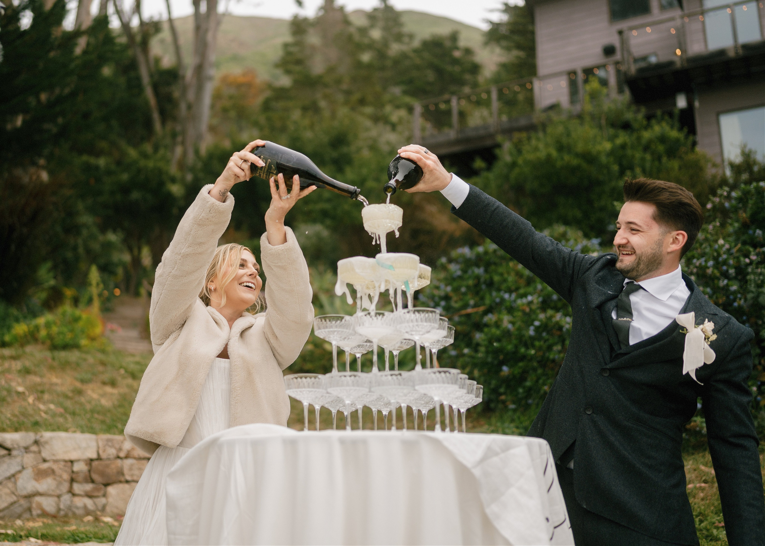 Wedding photographer Big Sur. Wedding Photography & Videography Team in California, Los Angeles, San Francisco, San Diego and Travel