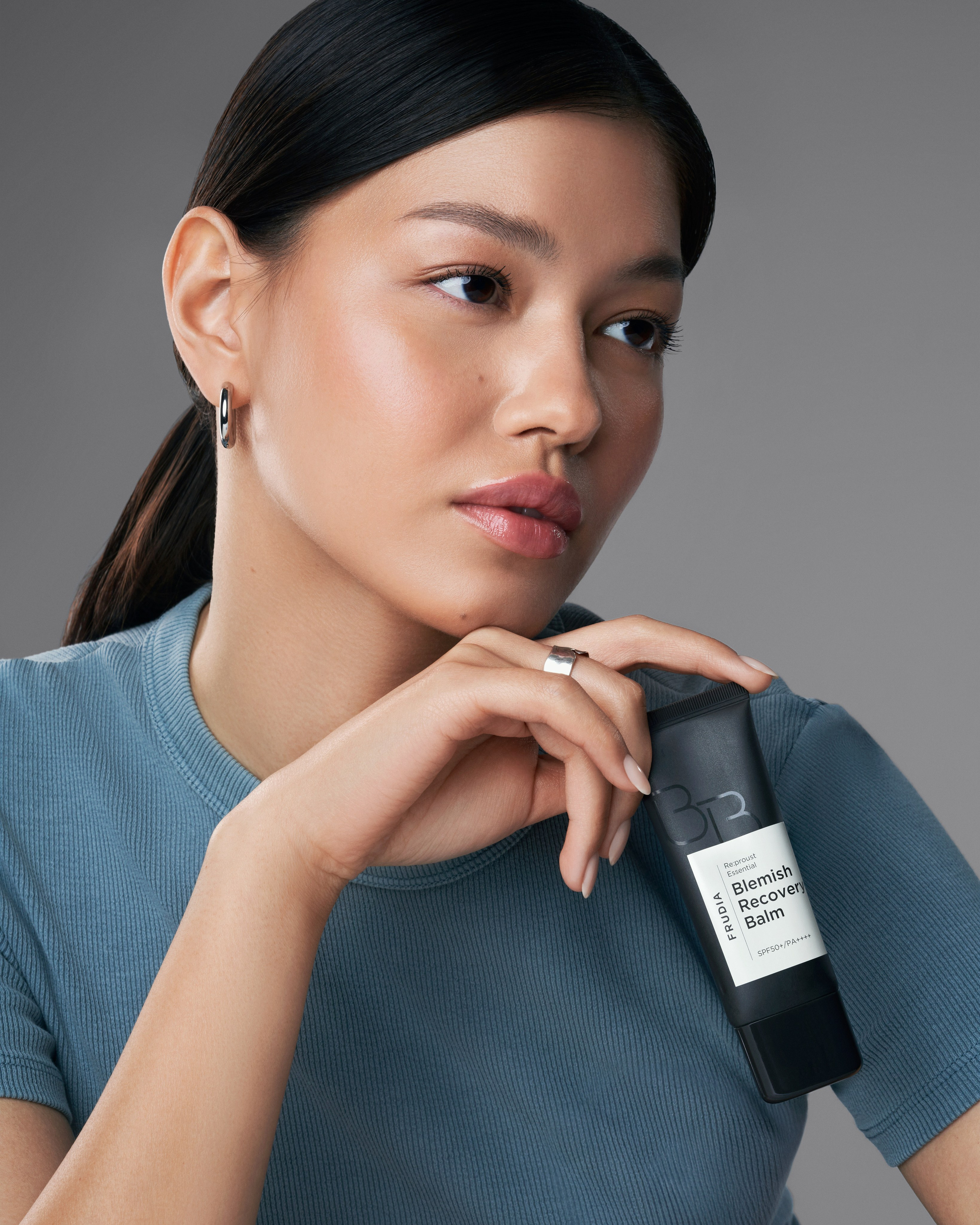 Frudia. Alina Efimova — Retoucher (Beauty, fashion and product)