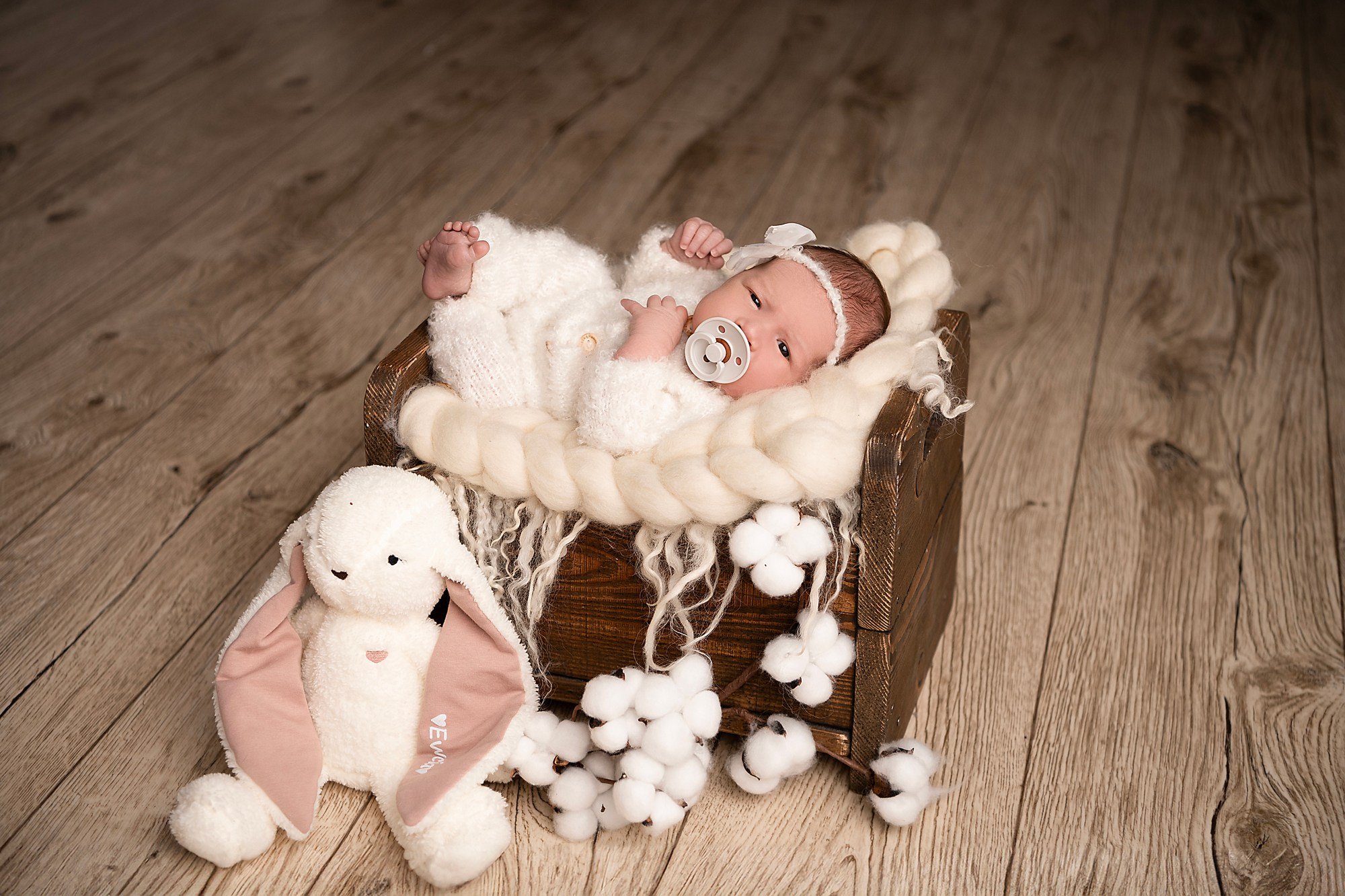 Sesja newborn. VideofotKA.pl