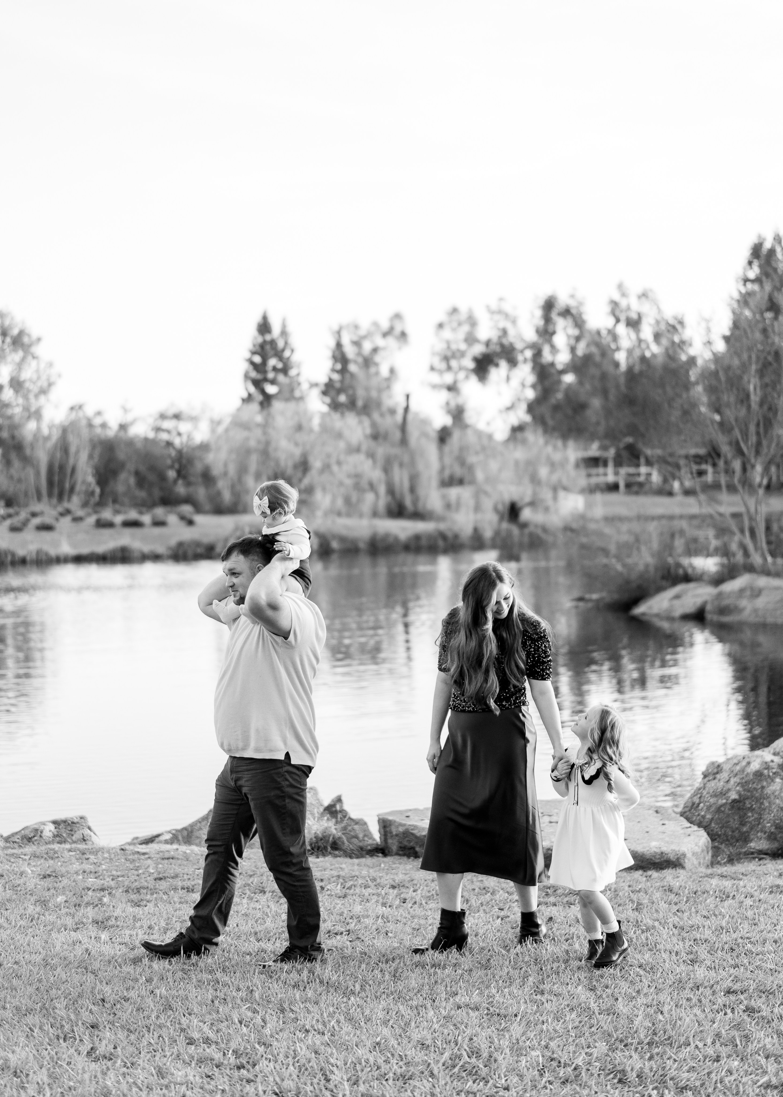 Klyushin family. Family photographer in Sacramento | Sofia Pavenko
