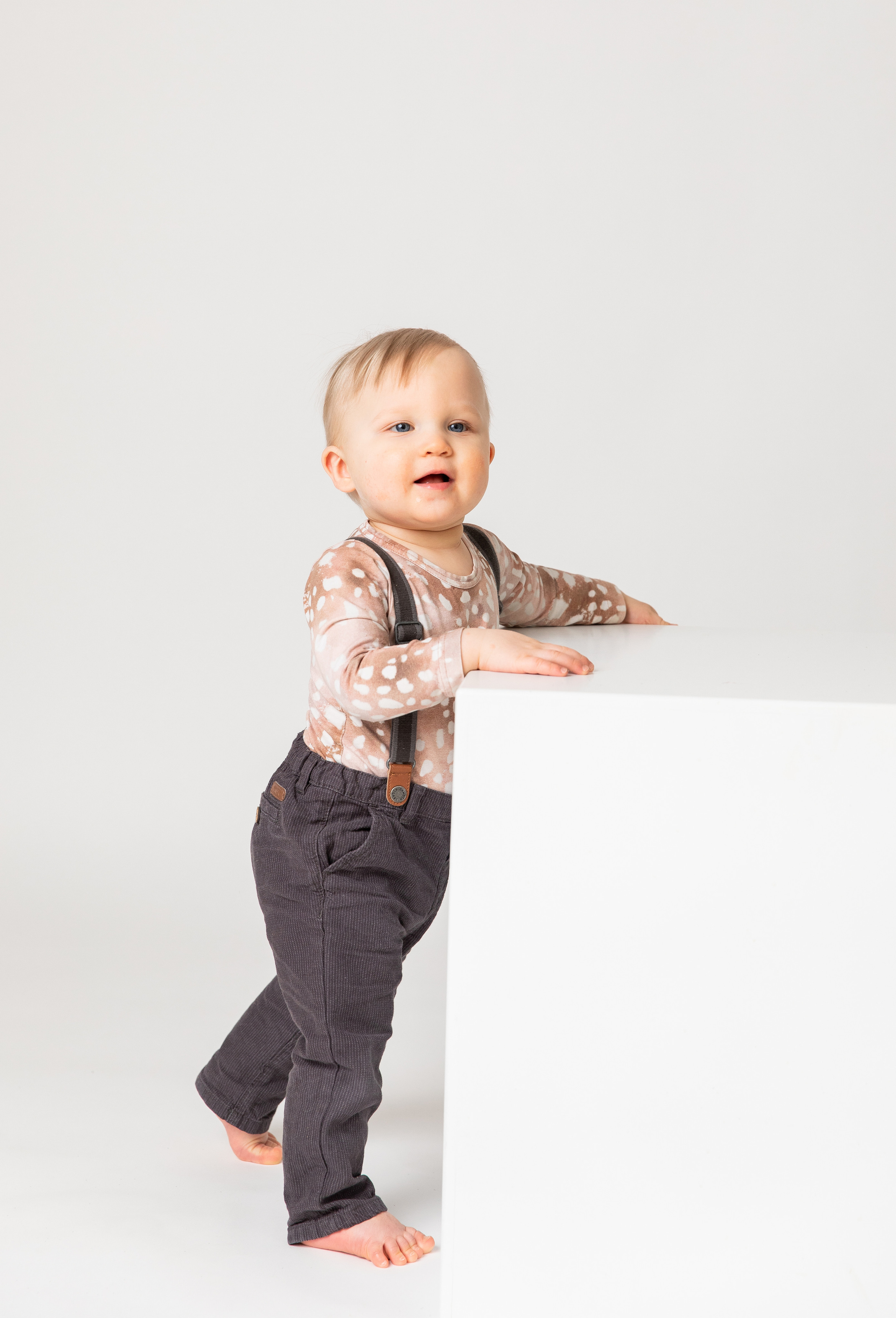 LAPSIKUVAUS. Valokuvaaja Itä-Uudellamaalla Viktoria photography