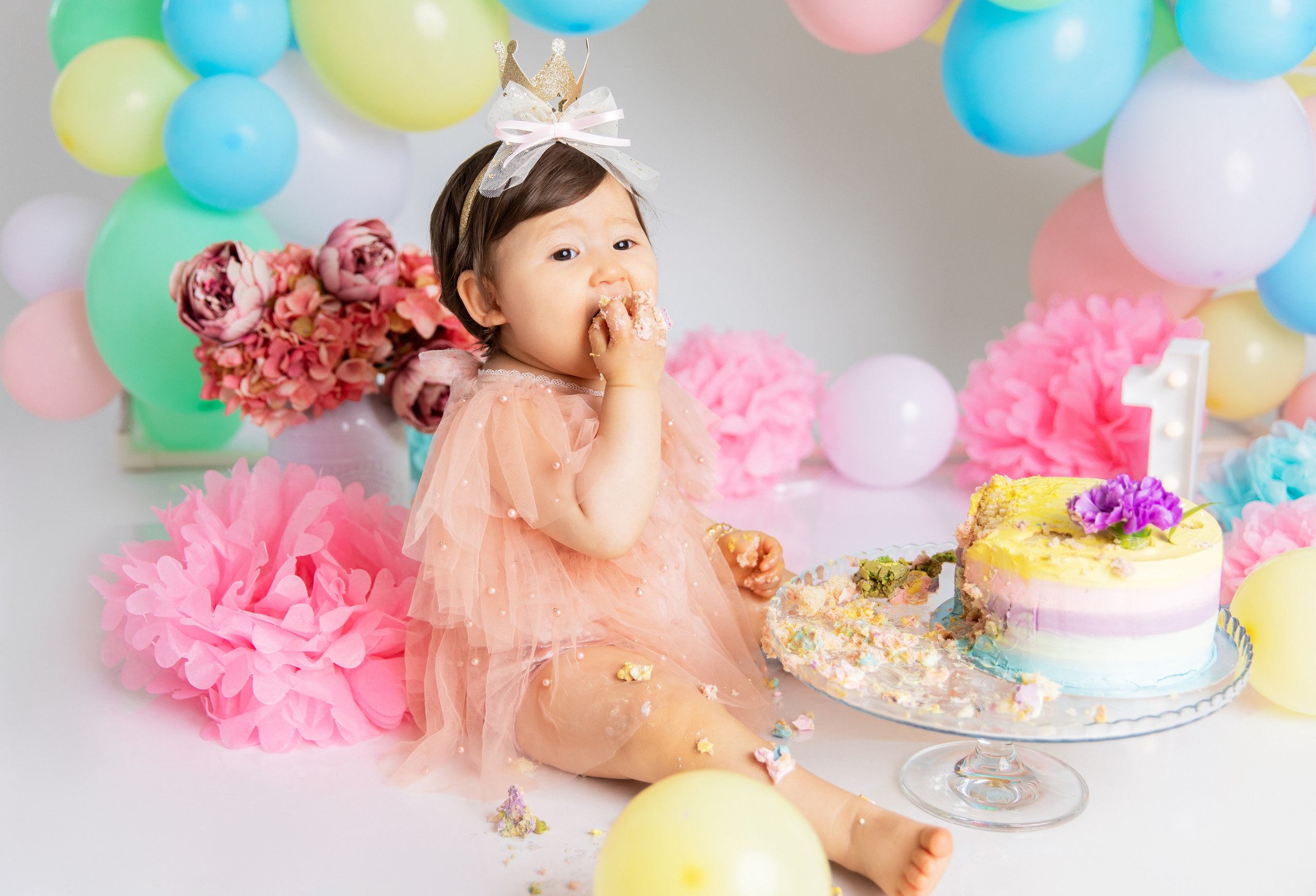 CAKE SMASH ja 1 V KUVAUKSET. Valokuvaaja Itä-Uudellamaalla Viktoria photography