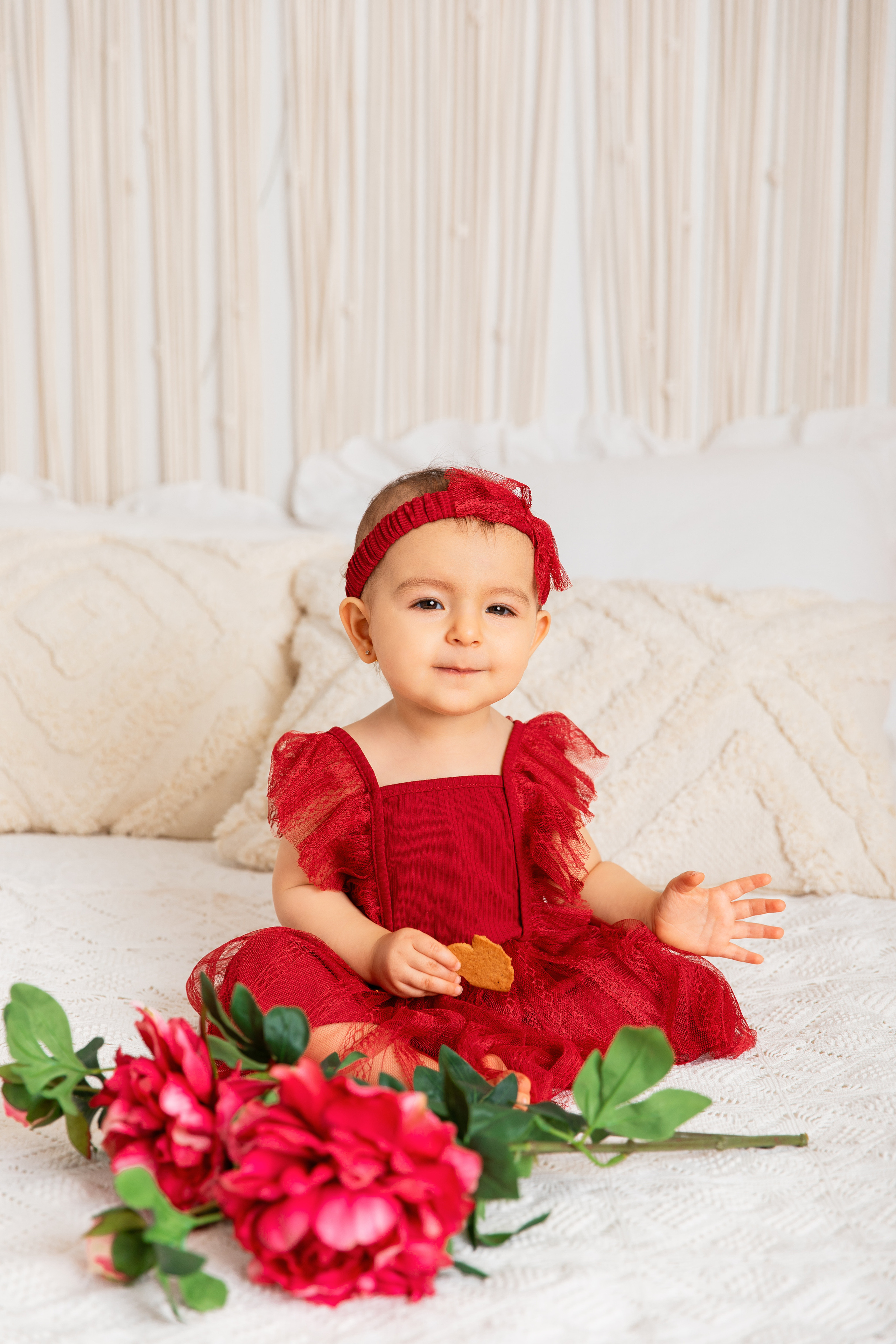 CAKE SMASH ja 1 V KUVAUKSET. Valokuvaaja Itä-Uudellamaalla Viktoria photography