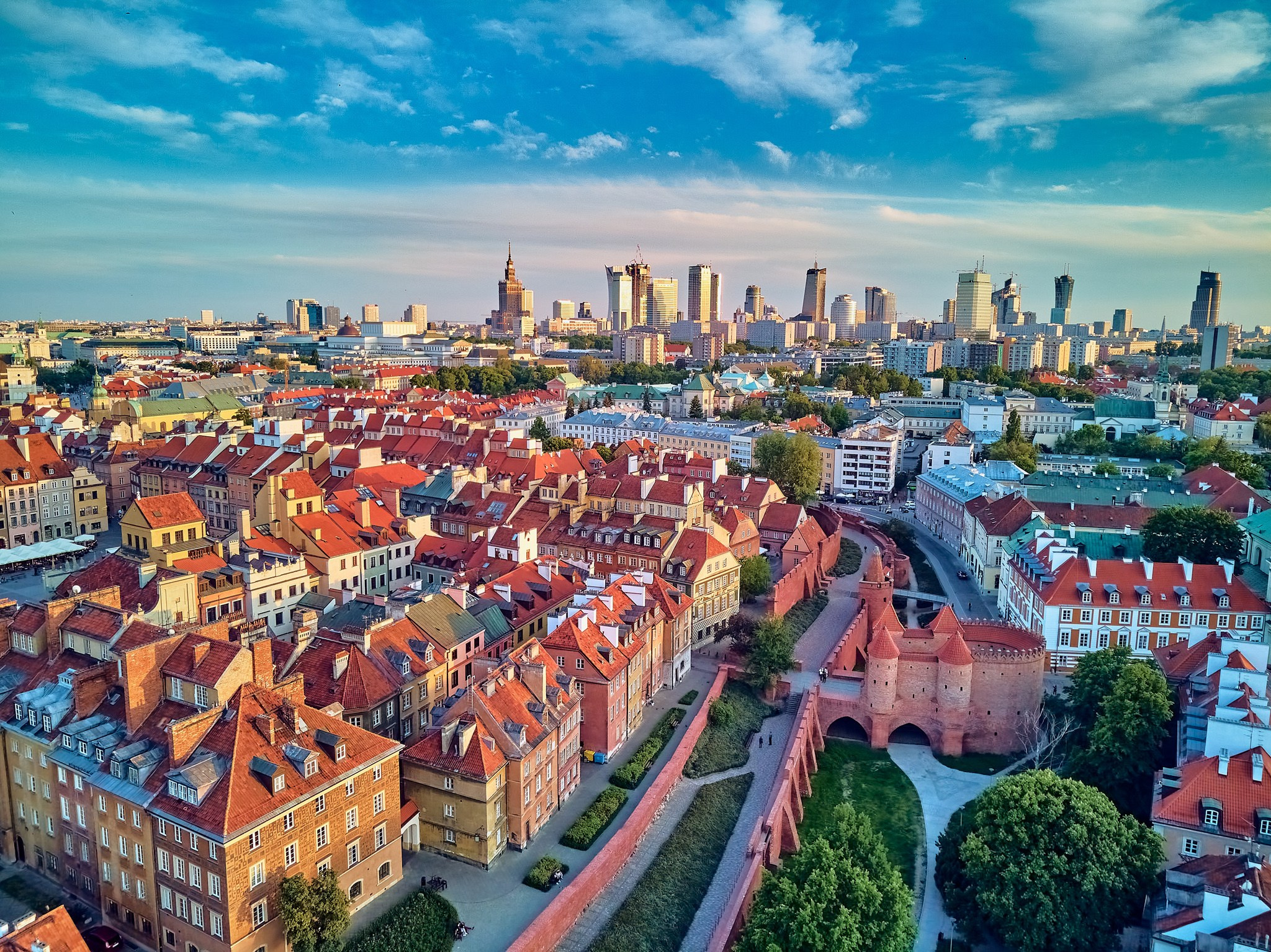 „Mam tak samo jak Ty…” - Warszawa z lotu ptaka. Andriej Szypilow — Photography & Videography