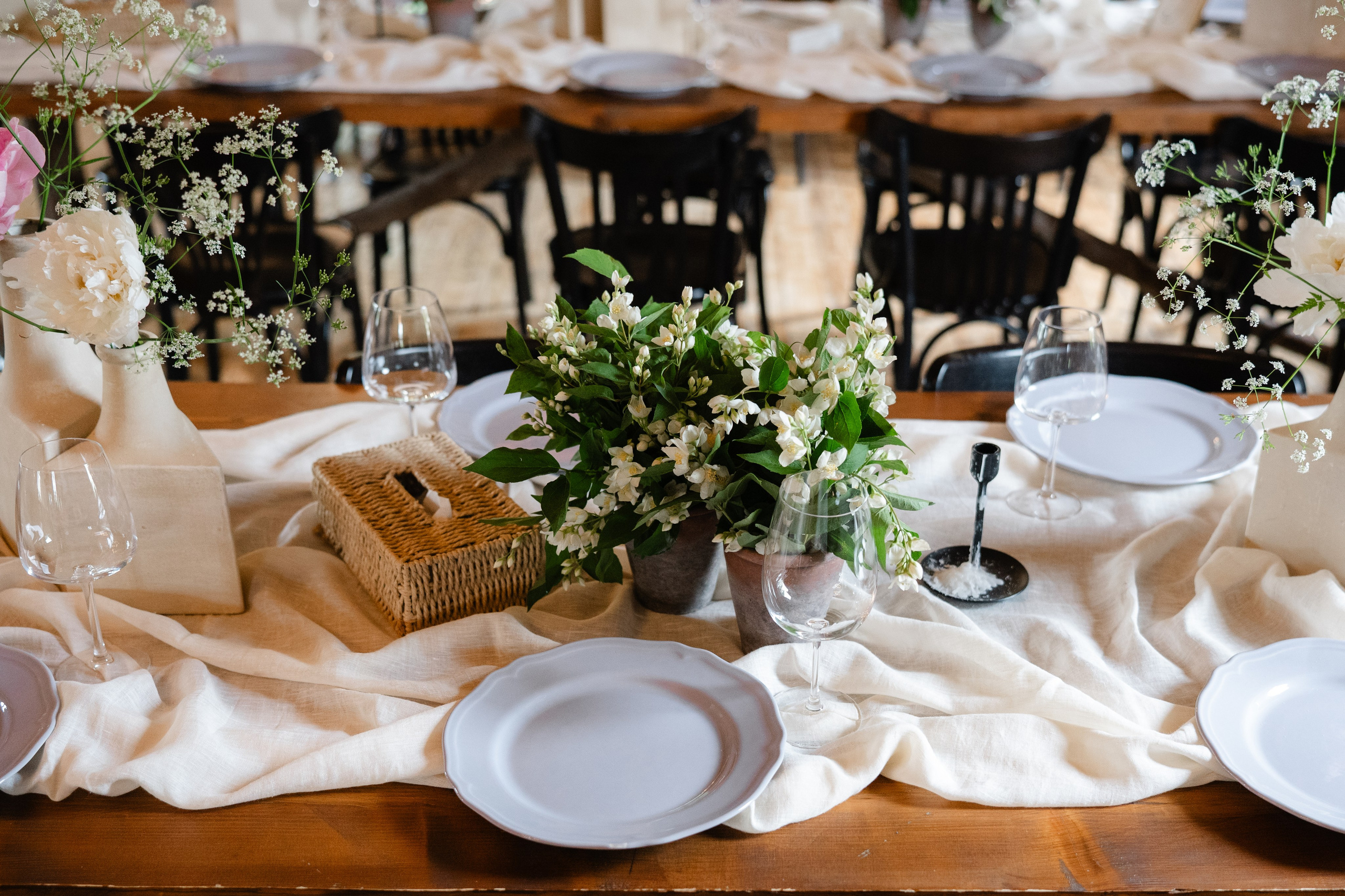 Mona + Vlad | Valea Sanzienelor. Proud Vision Weddings | Wedding Photography & Films — Servicii profesionale Foto Video Nunta Iasi