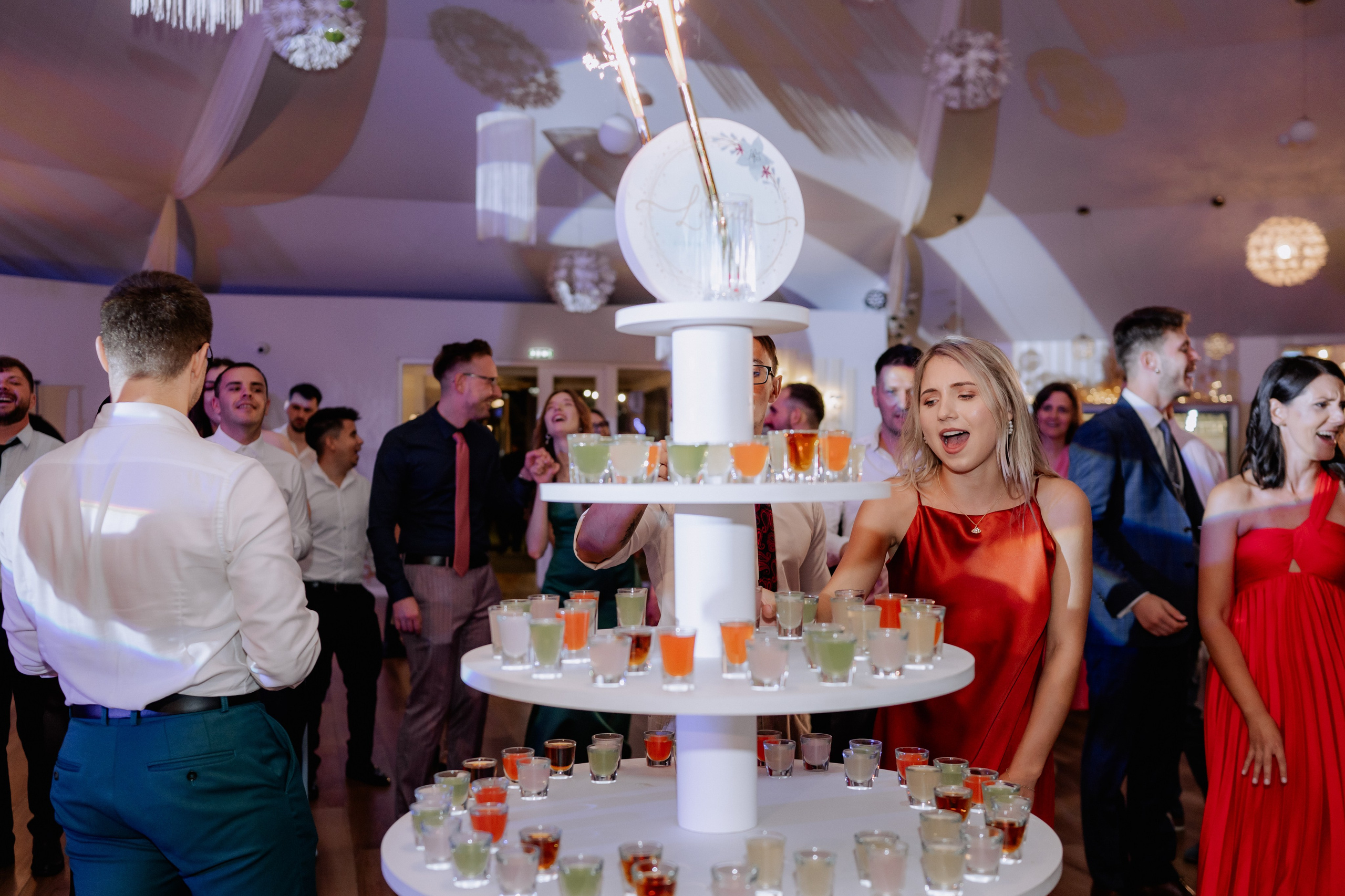 Madalina + Cosmin | Wedding day. Proud Vision Weddings | Wedding Photography & Film — Servicii profesionale Foto Video Nunta Iasi