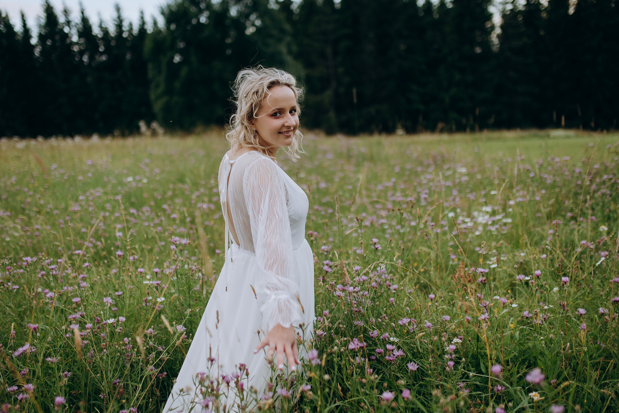 Kristina ir Dainius | 2022 | FOOD IN THE WOOD. Vestuvių ir šeimų fotografė Lena Bondarenko / belove photo