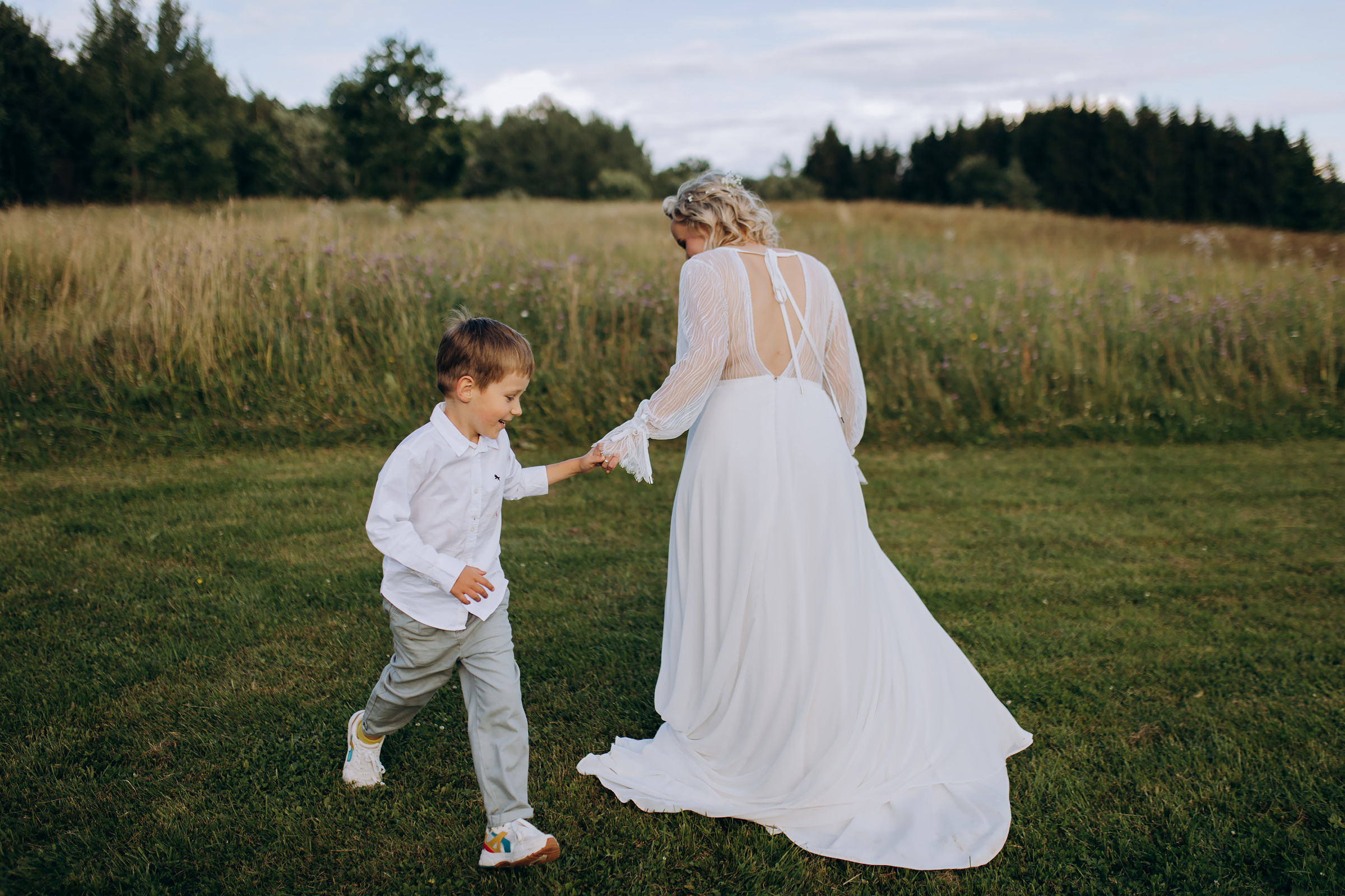 Kristina ir Dainius | 2022 | FOOD IN THE WOOD. Vestuvių ir šeimų fotografė Lena Bondarenko / belove photo