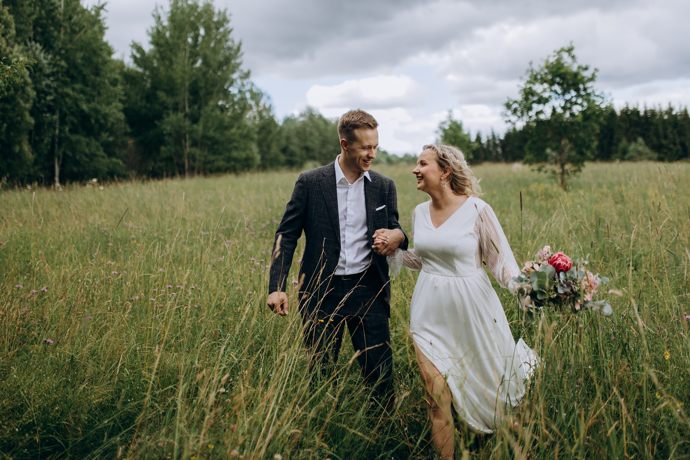 Kristina ir Dainius | 2022 | FOOD IN THE WOOD. Vestuvių ir šeimų fotografė Lena Bondarenko / belove photo