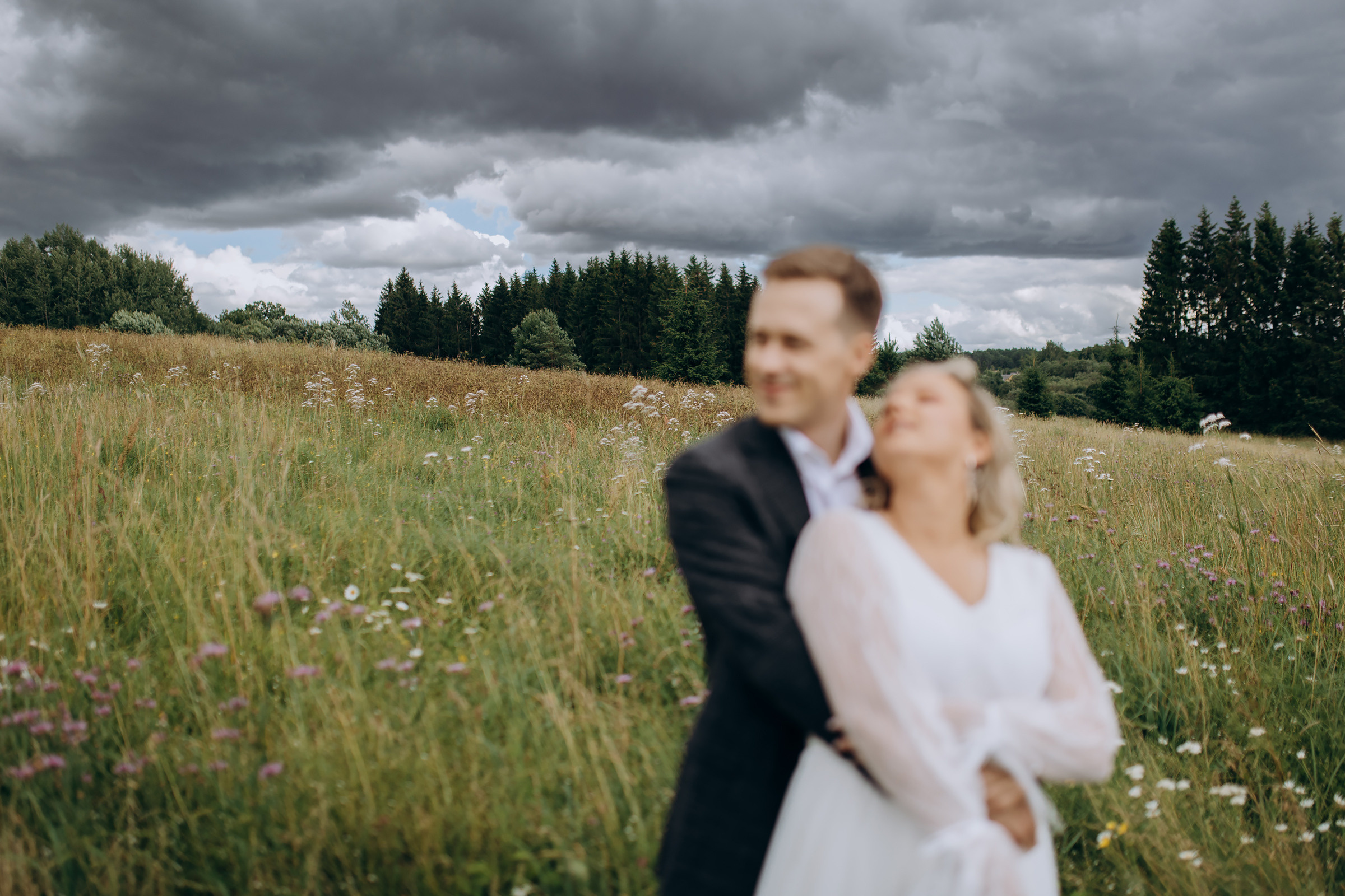 Kristina ir Dainius | 2022 | FOOD IN THE WOOD. Vestuvių ir šeimų fotografė Lena Bondarenko / belove photo