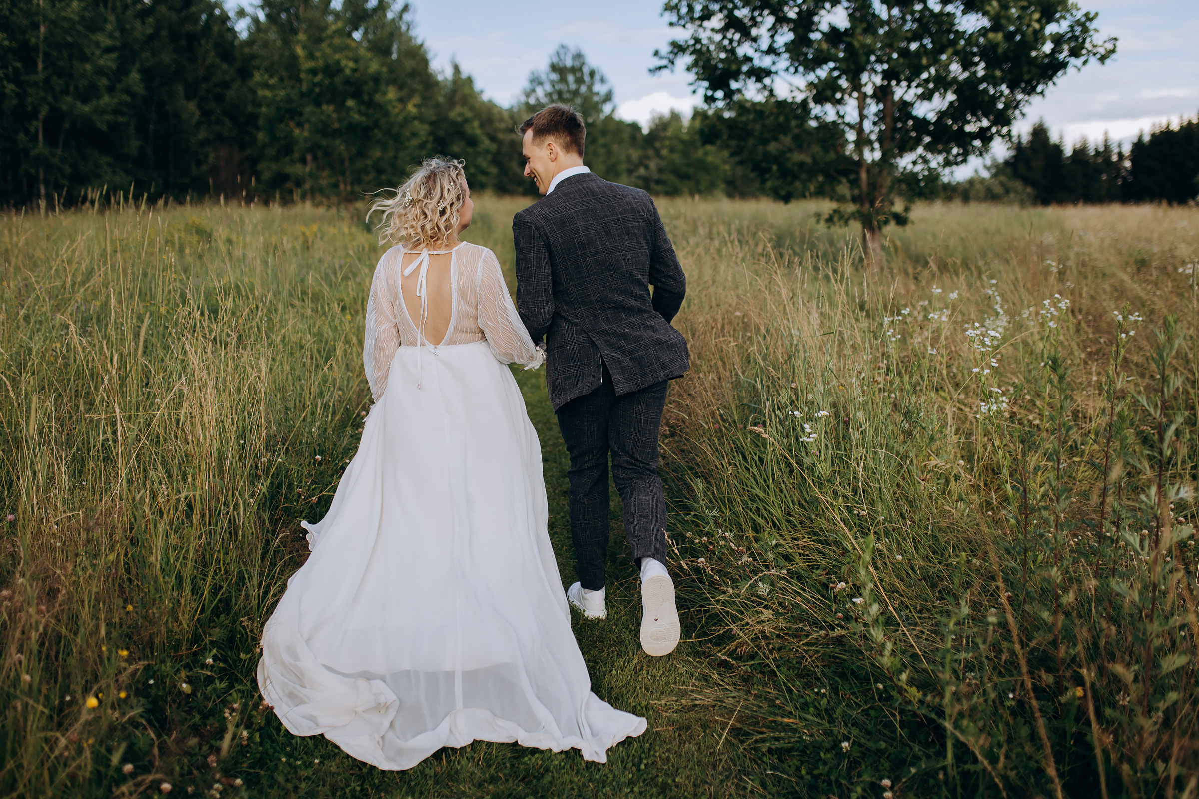 Kristina ir Dainius | 2022 | FOOD IN THE WOOD. Vestuvių ir šeimų fotografė Lena Bondarenko / belove photo