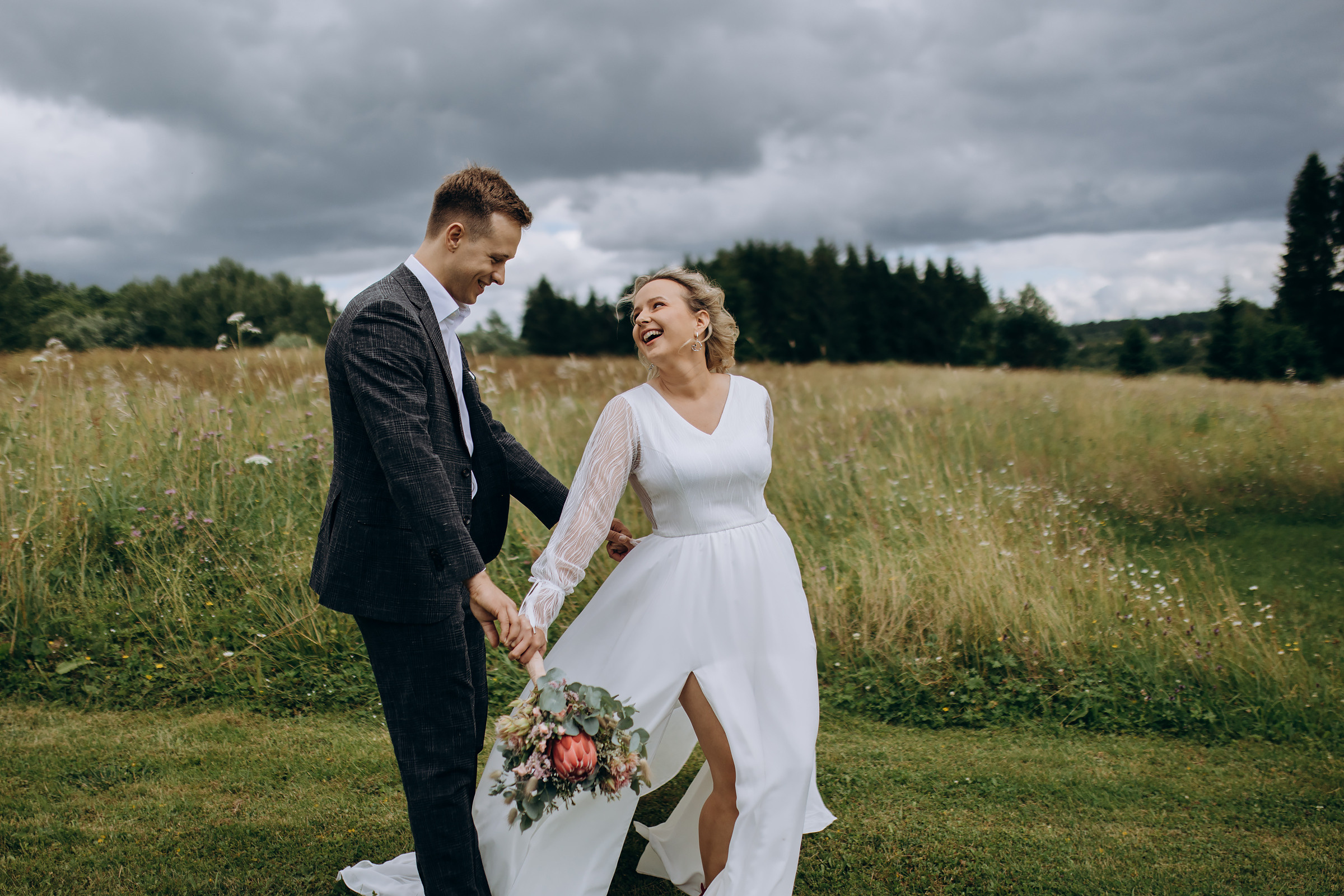 Kristina ir Dainius | 2022 | FOOD IN THE WOOD. Vestuvių ir šeimų fotografė Lena Bondarenko / belove photo