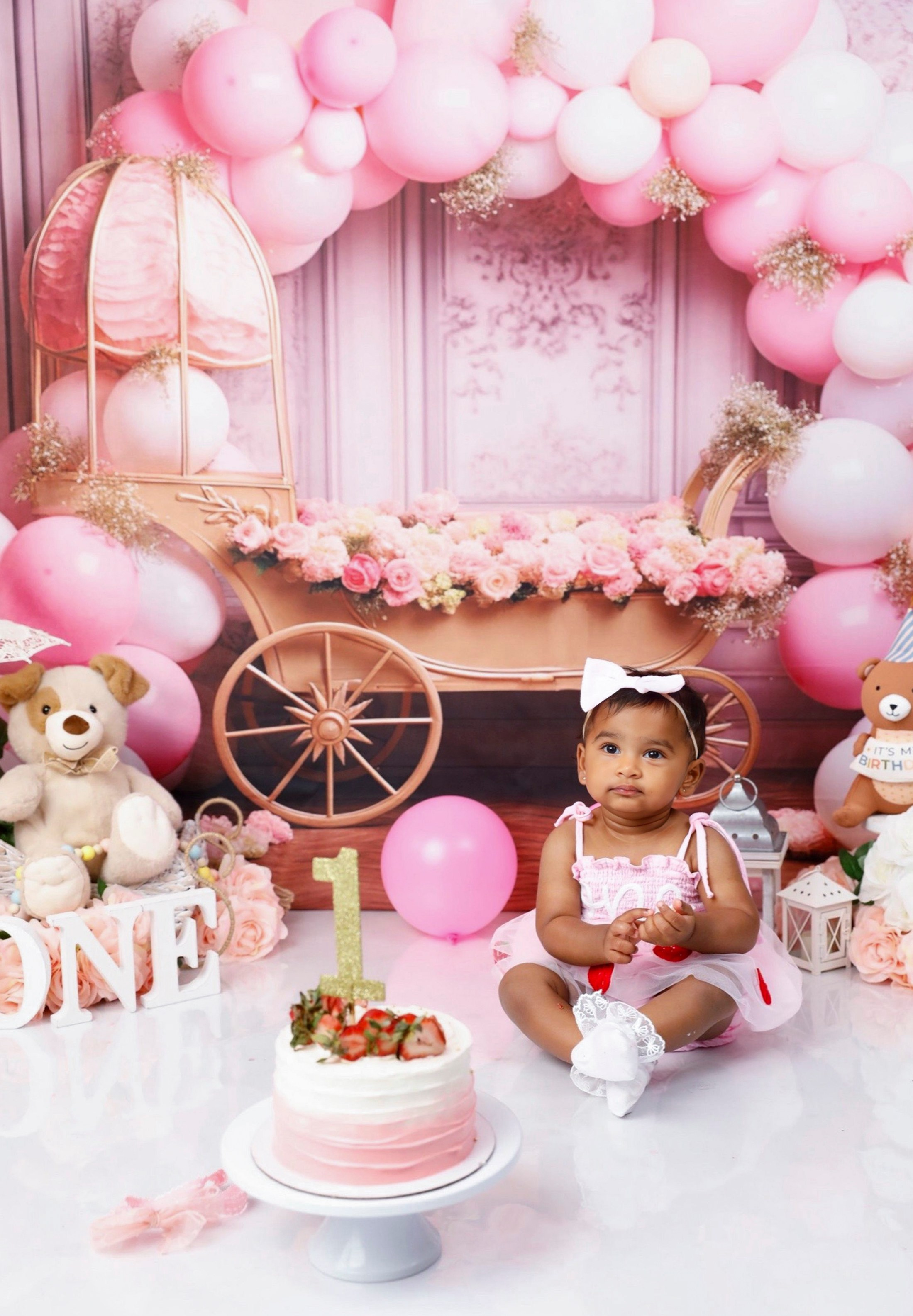Cakesmash. AP Lens Photography | Newborn, Maternity, Milestone & Family Photographer | Little Elm & DFW, TX