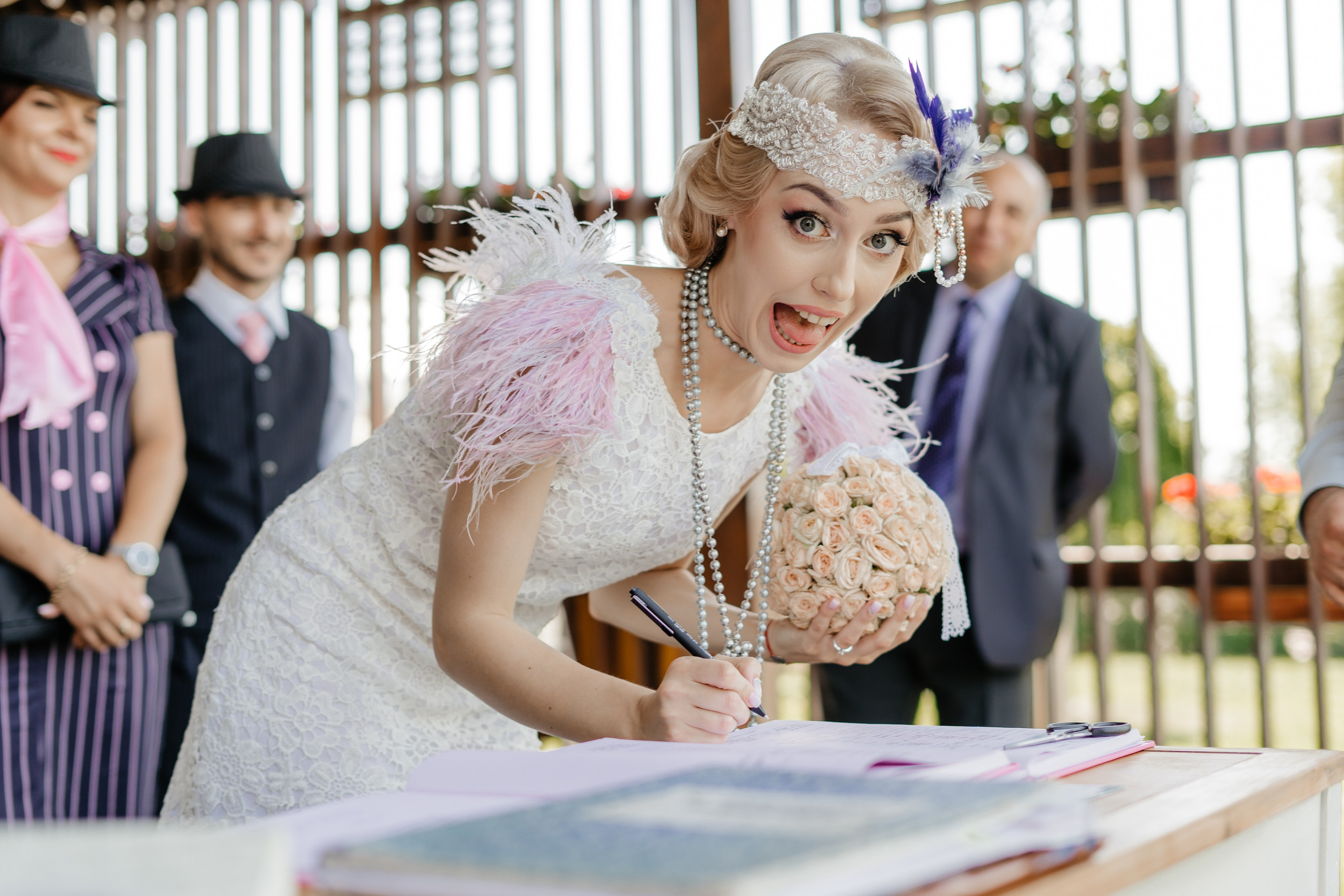 Nunta cu tematica anilor 1920, sedinta foto in ziua evenimentului. Proud Vision Weddings | Wedding Photography & Film — Servicii profesionale Foto Video Nunta Iasi