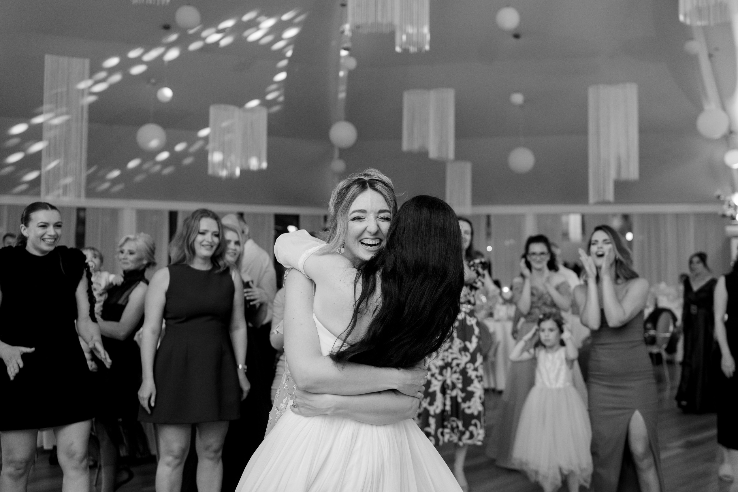 Alina + Gabriel | Liria. Proud Vision Weddings | Wedding Photography & Films — Servicii profesionale Foto Video Nunta Iasi
