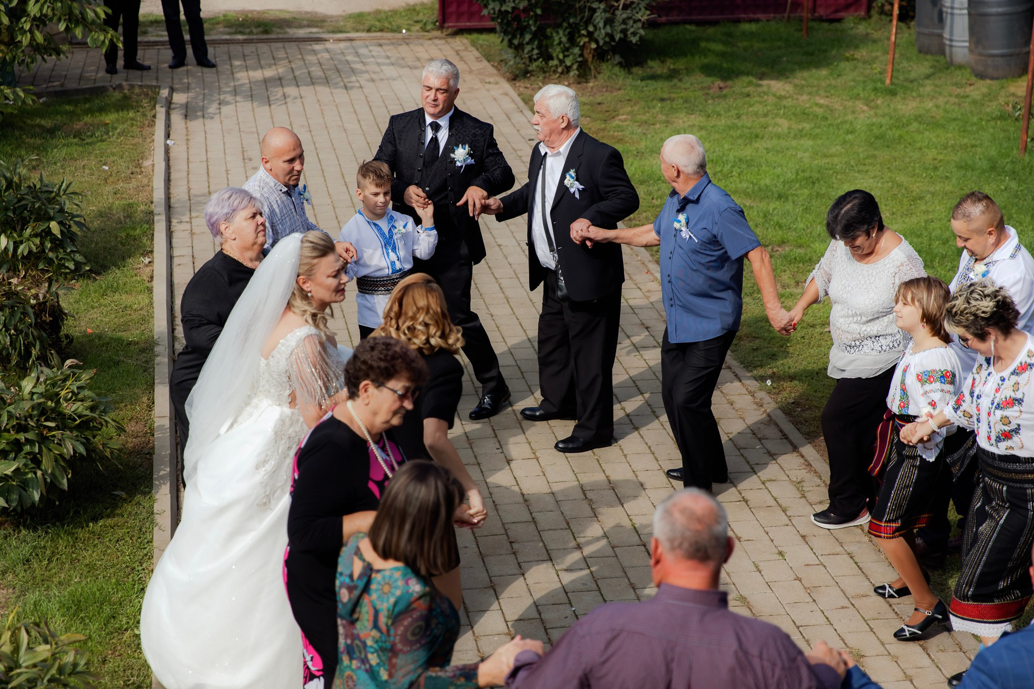 Mihai & Oana. Servicii foto-video profesionale, pentru momente de neuitat