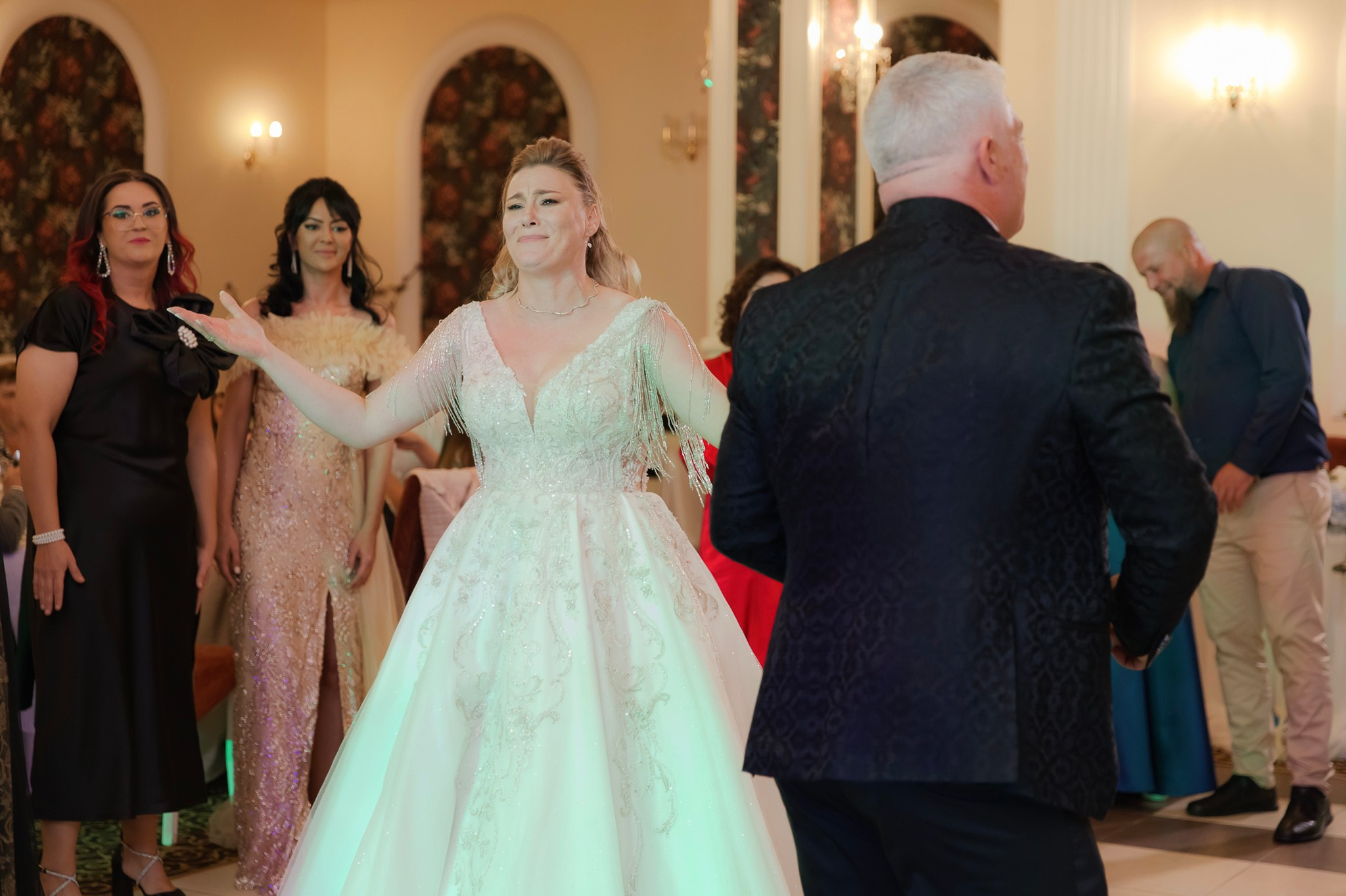 Mihai & Oana. Servicii foto-video profesionale, pentru momente de neuitat