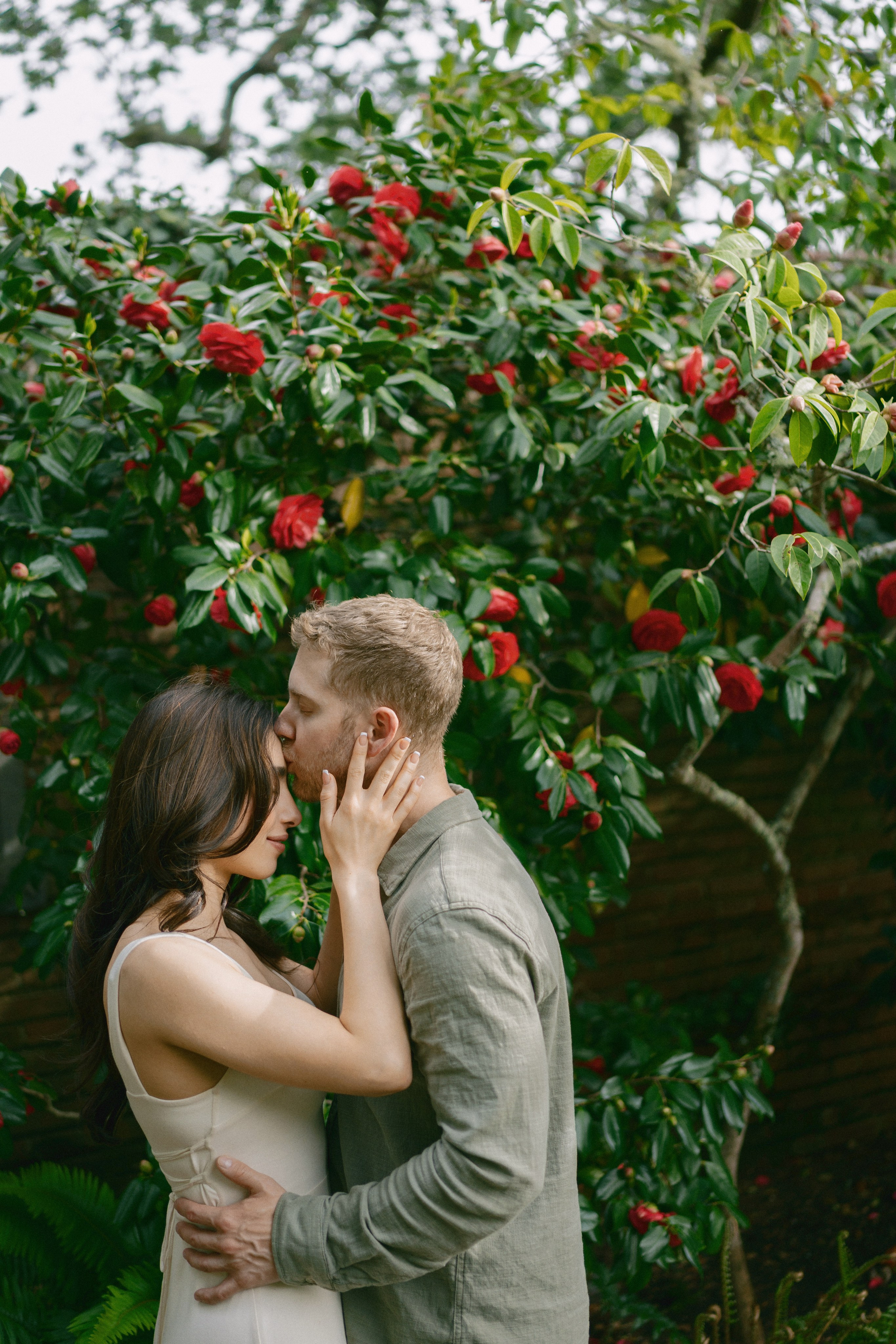 Engagement at Filoli Historic House & World-Class Garden. Wedding Photography & Videography Team in California, Los Angeles, San Francisco, San Diego and Travel