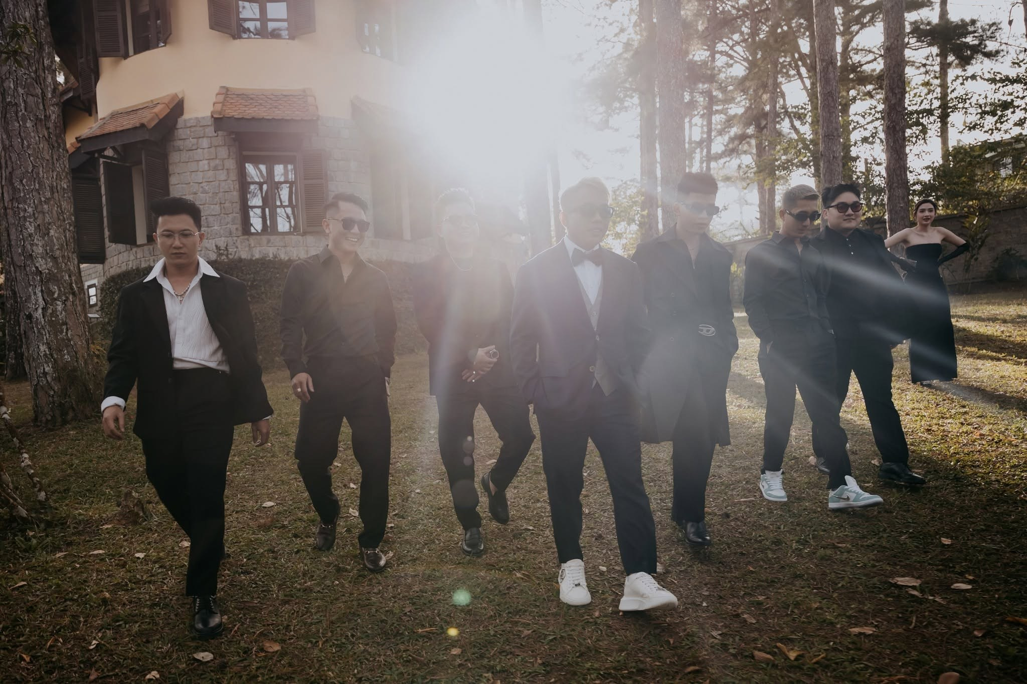 𝐃𝐄𝐍𝐍𝐈𝐒 ⓐⓝⓓ 𝐓𝐈𝐍𝐘/Destination Wedding. Nhiếp ảnh gia đám cưới hàng đầu tại Thành Phố Hồ Chí Minh