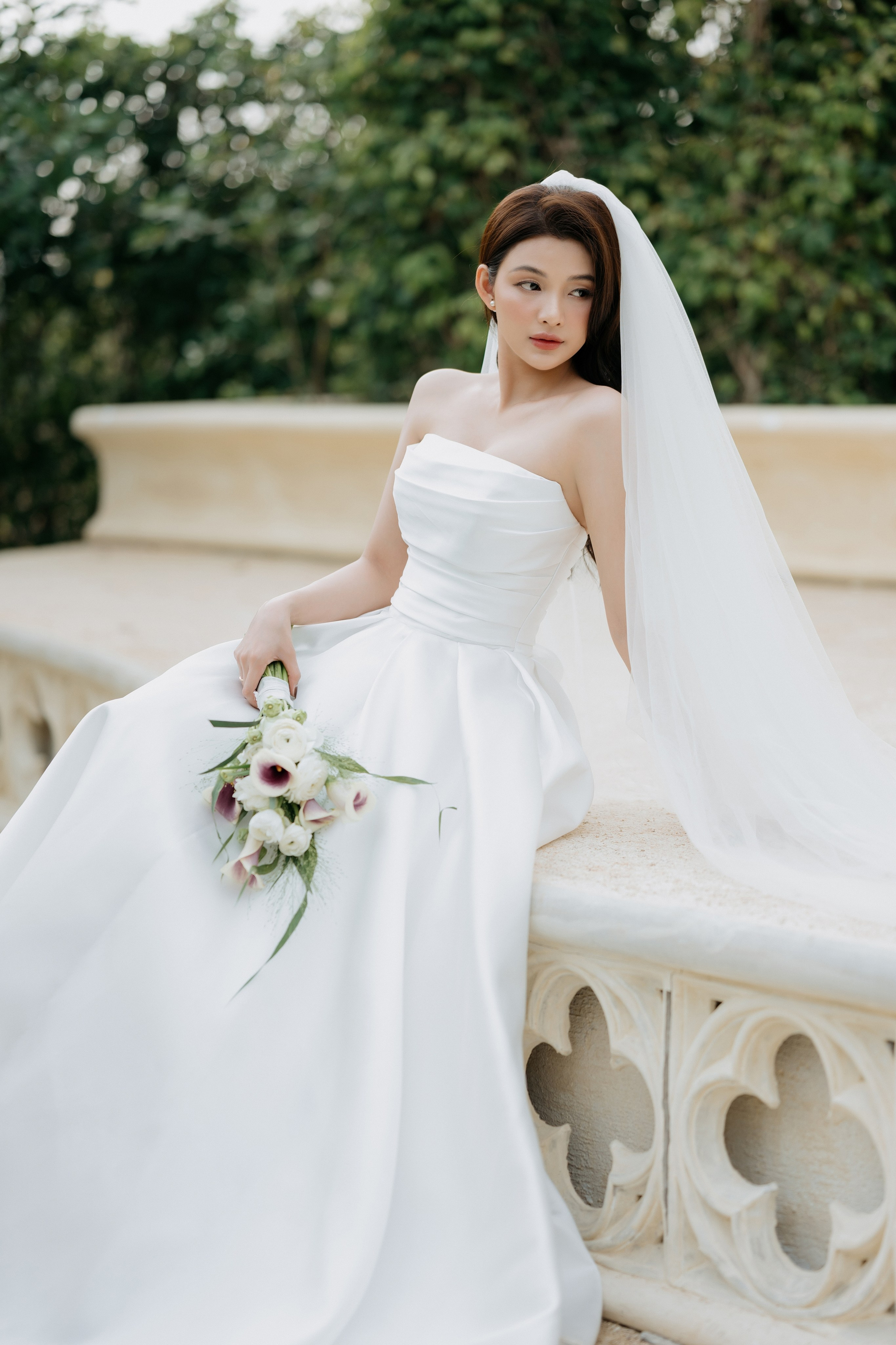 THU & NHU / An garden. Saigon Wedding Present | Art Beyond Moments