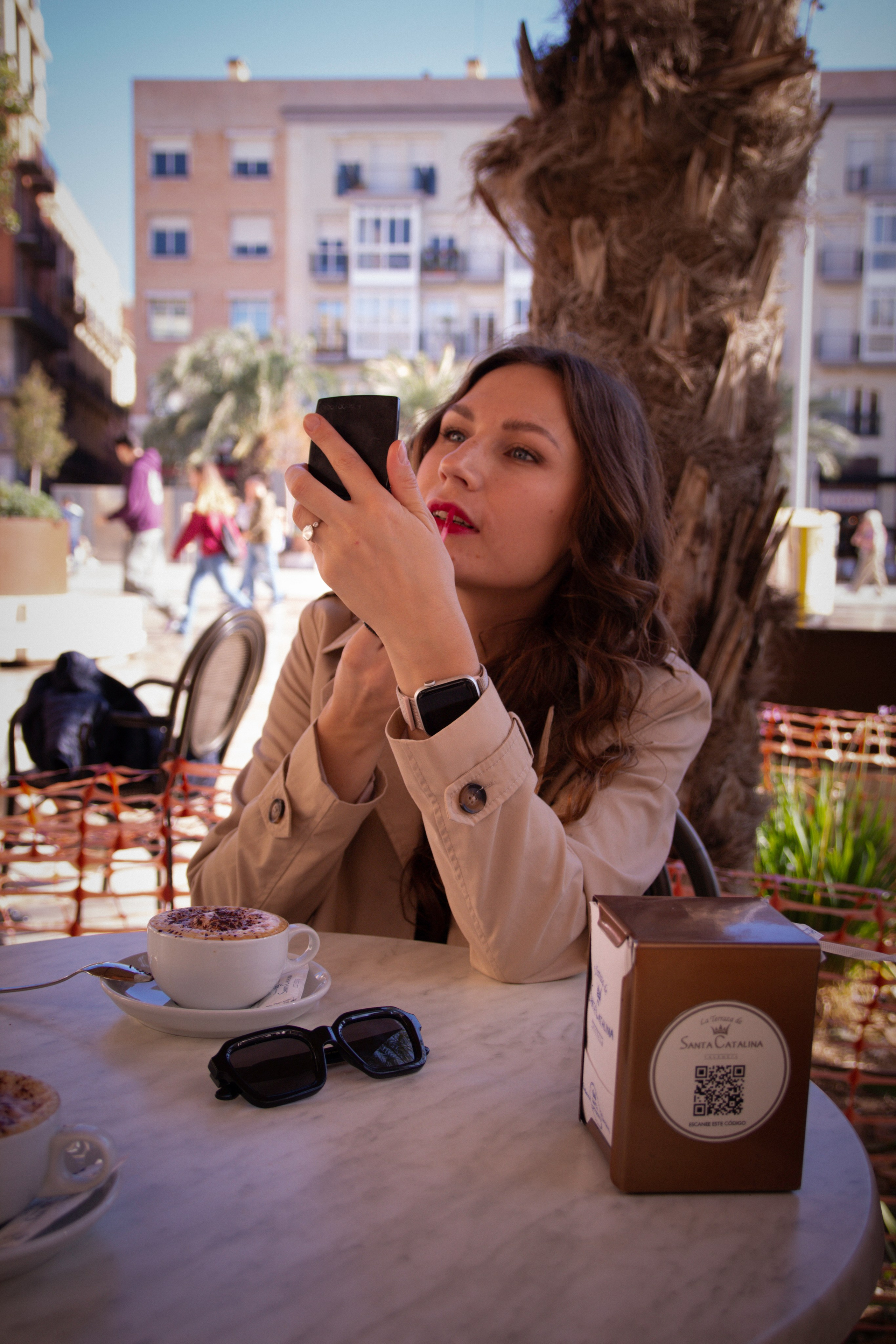 PASEO EN VALENCIA. Fotógrafa Olena Petryk. Realizo sesiones de fotos en Puerto de Sagunto