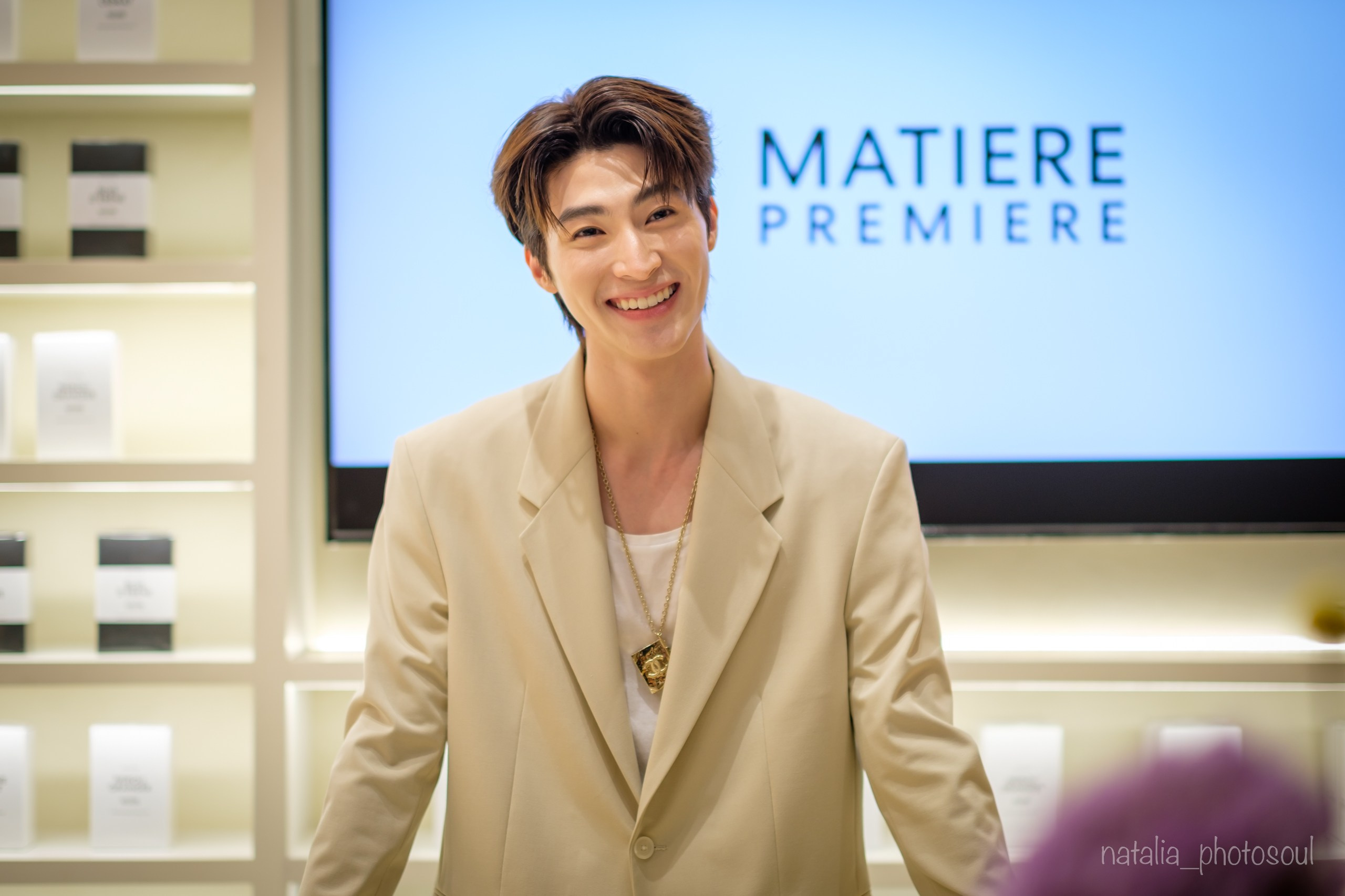 PONGTIWAT, Bangkok. Photographer in Seoul Dobrokvashina Natalya