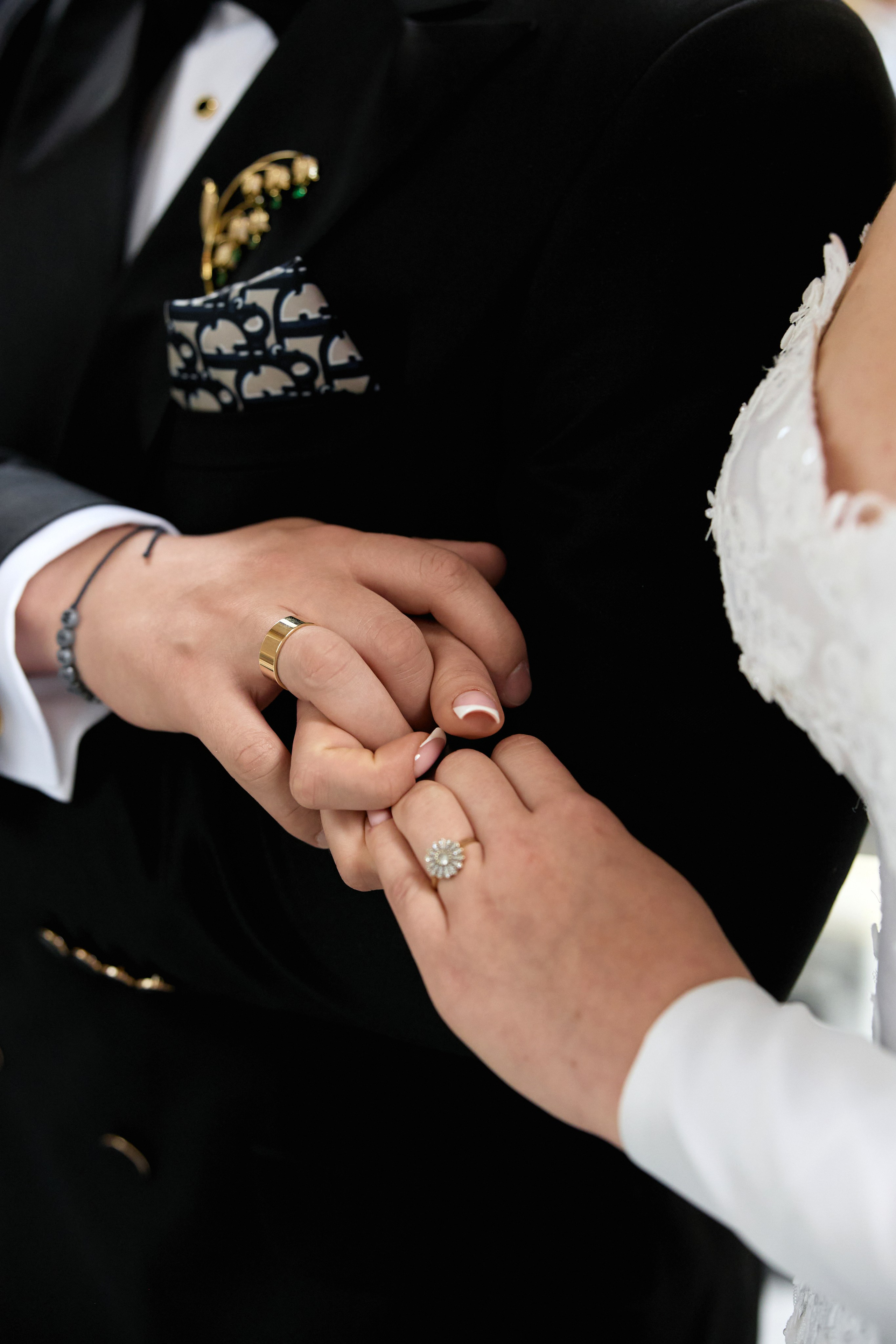 Wiktoria & Kacper. Pałac Goetz. Fotograf ślubny i rodzinny w Krakowie Yana Klymova