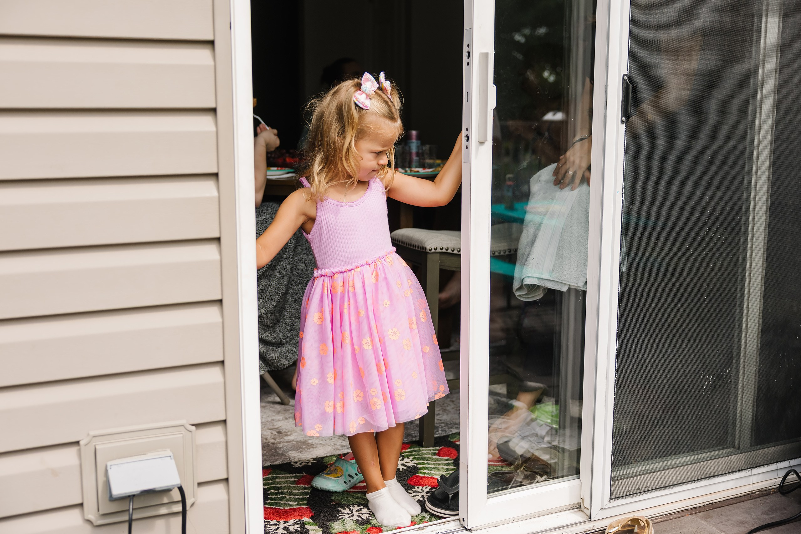 Birthday Party. Wedding family event photographer in Chicago Nick Yushevich