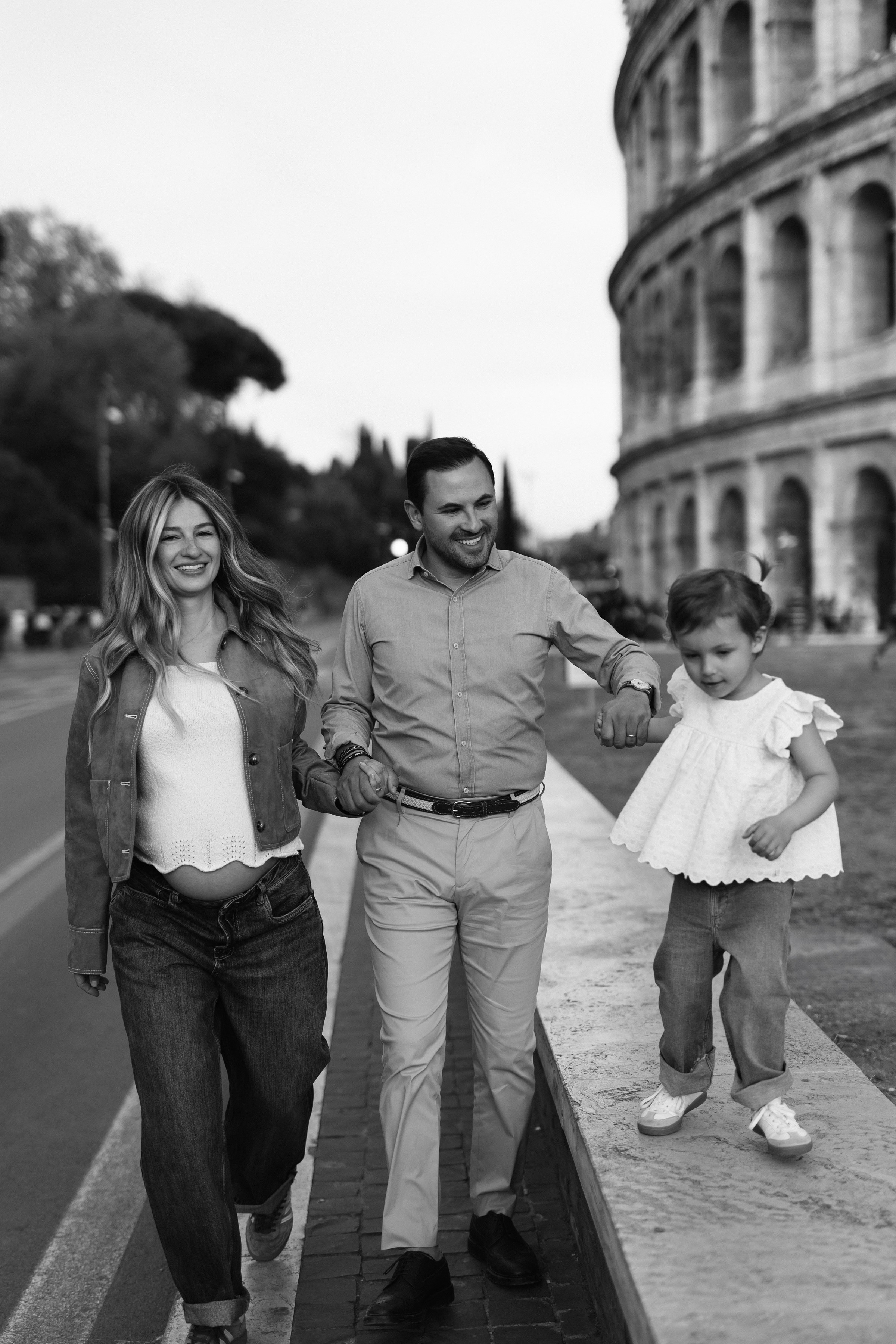 Famaly shooting in Rome. Wedding Photographer Rome Tuscany Como Sicily Puglia Amalfy Italy- Oksana Savenchuk