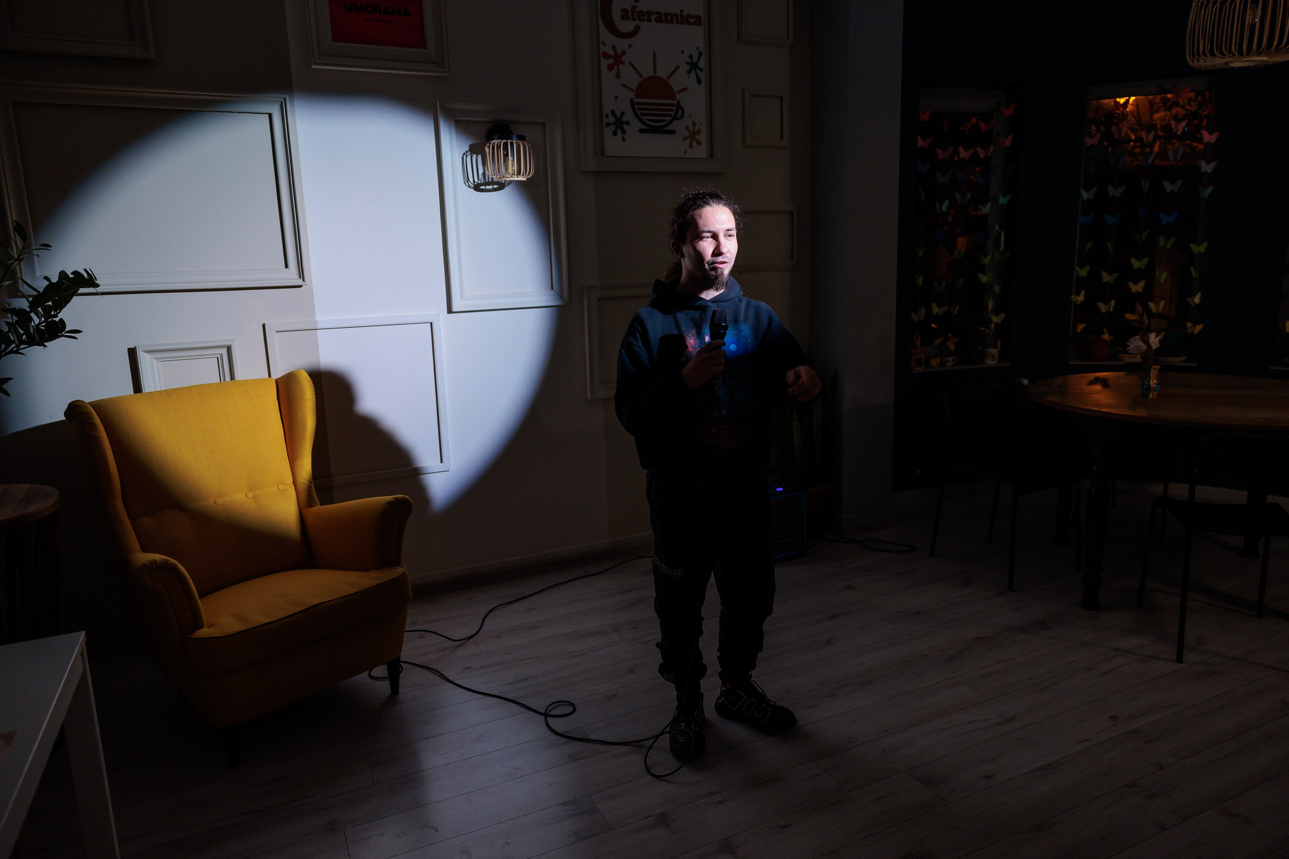 Open Mic - Caferamica. Marius Ciocan