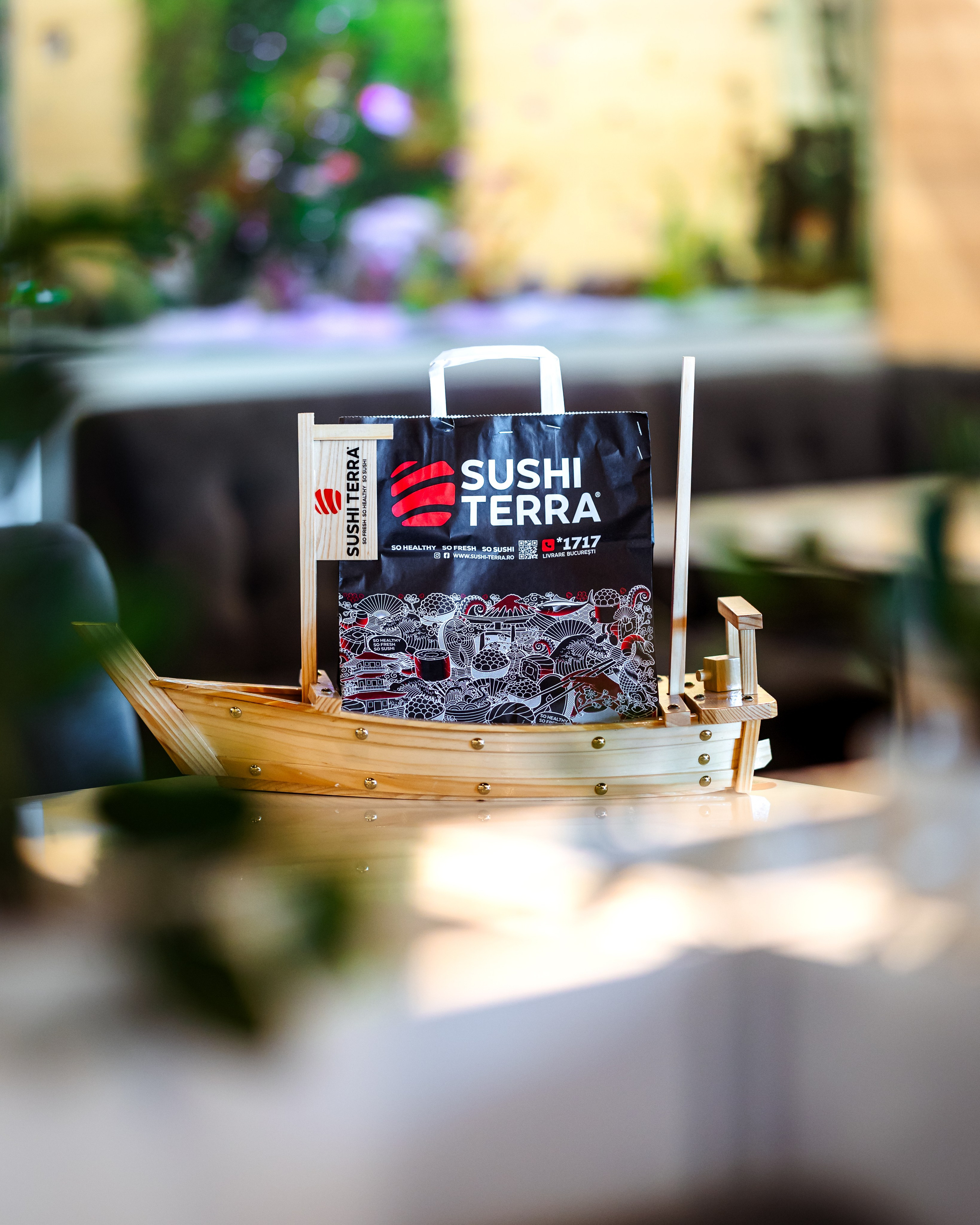Sushi Terra. Marius Ciocan