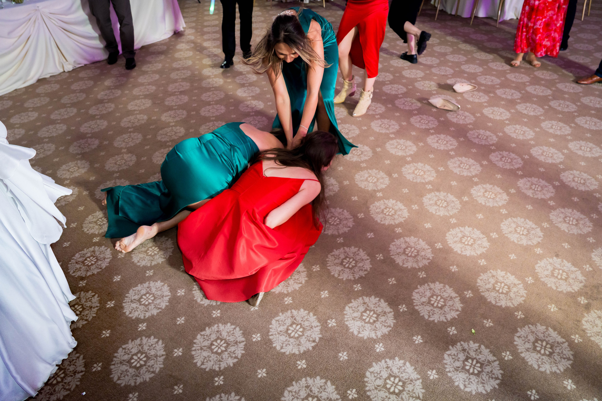 PARTY. Gabriel Florea — Fotograf nuntă București