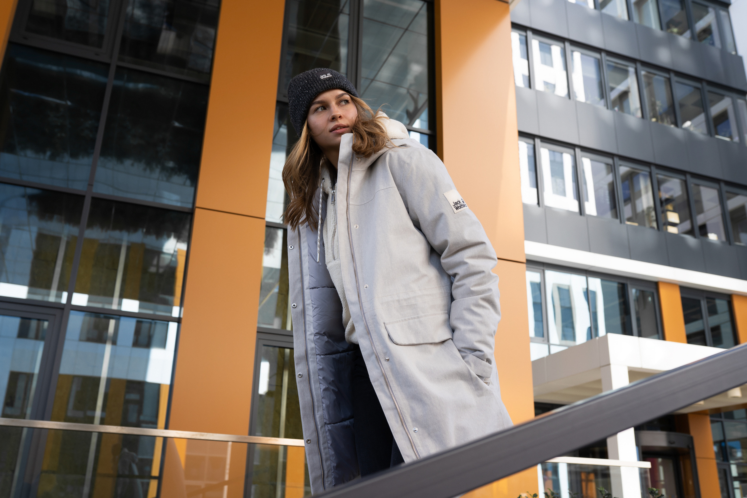 Commercial. Mike Avelli