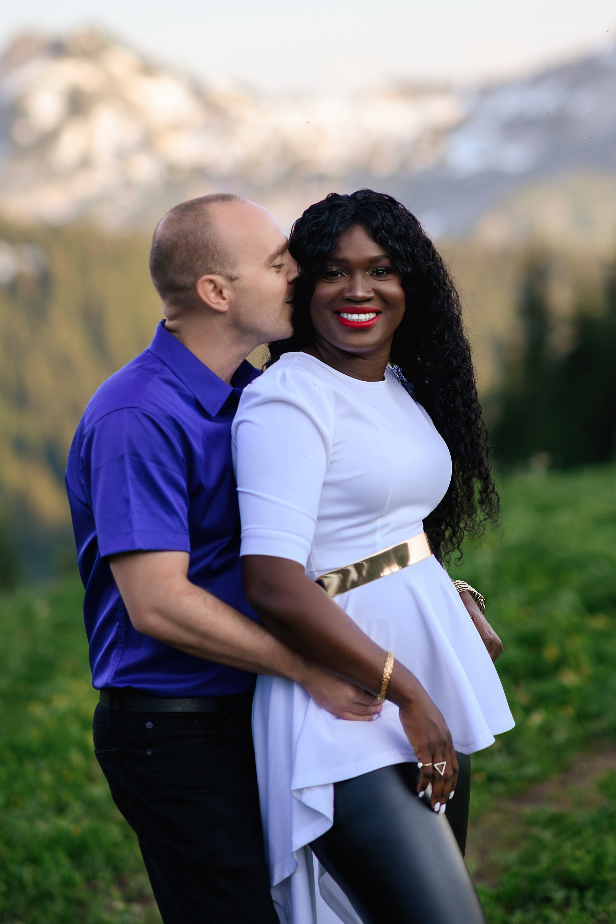 Carline and her family. Wedding & family photography in Seattle area. Helen Michelle photographer