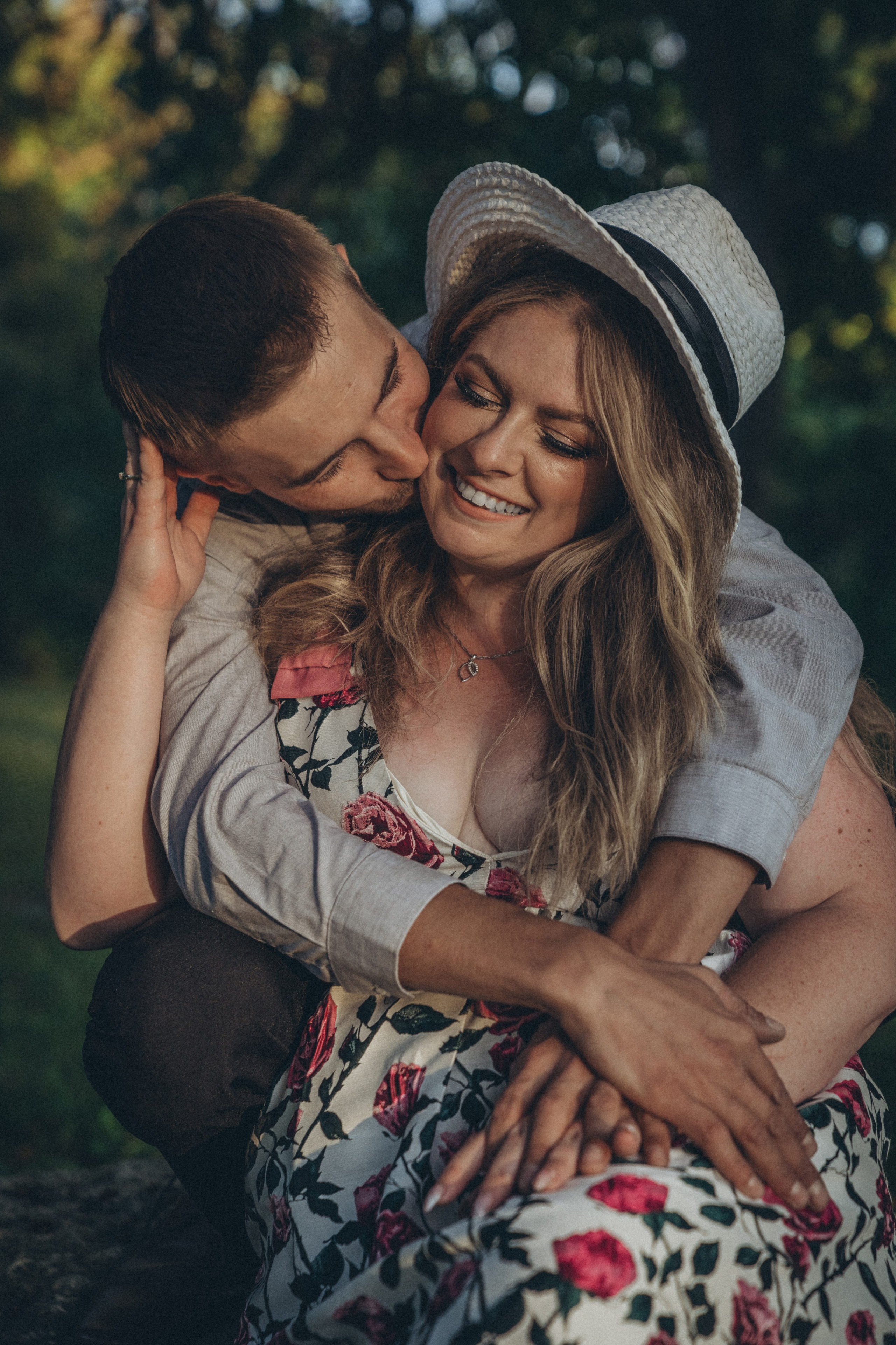 Maya and Arthur love story. Photographer Viktoriia Skavronskaya