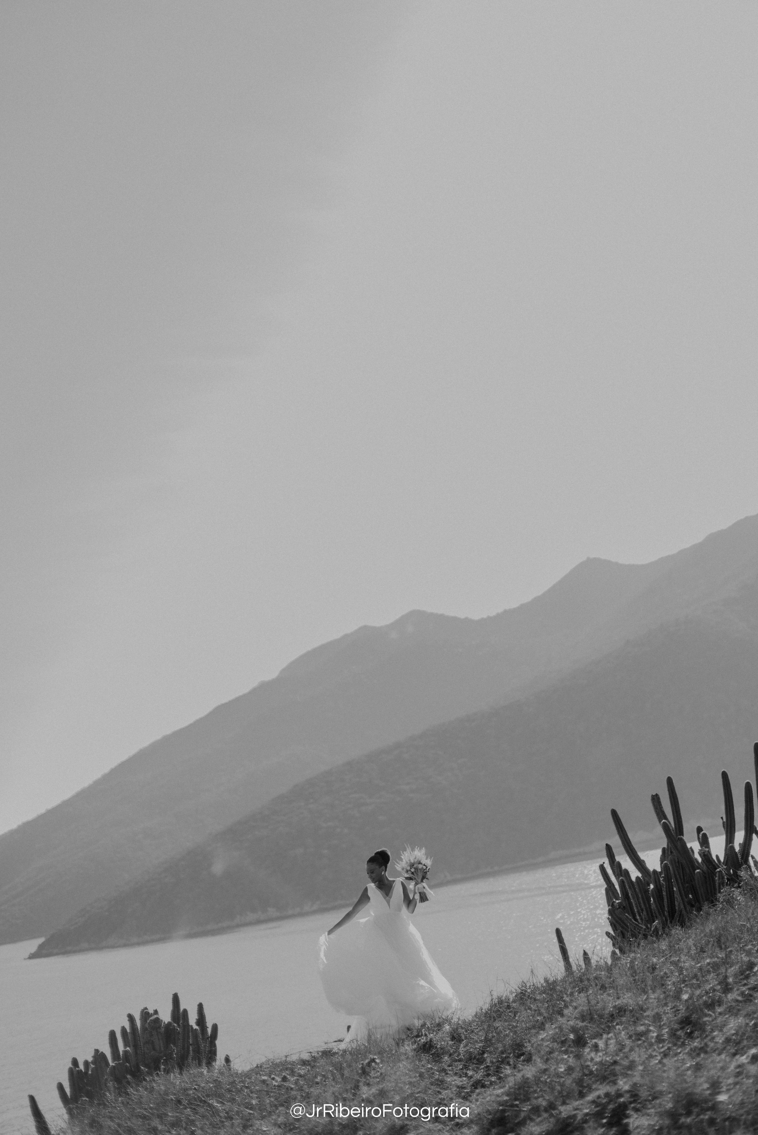 Véu & Mar | Editorial. Junior Ribeiro Fotografia