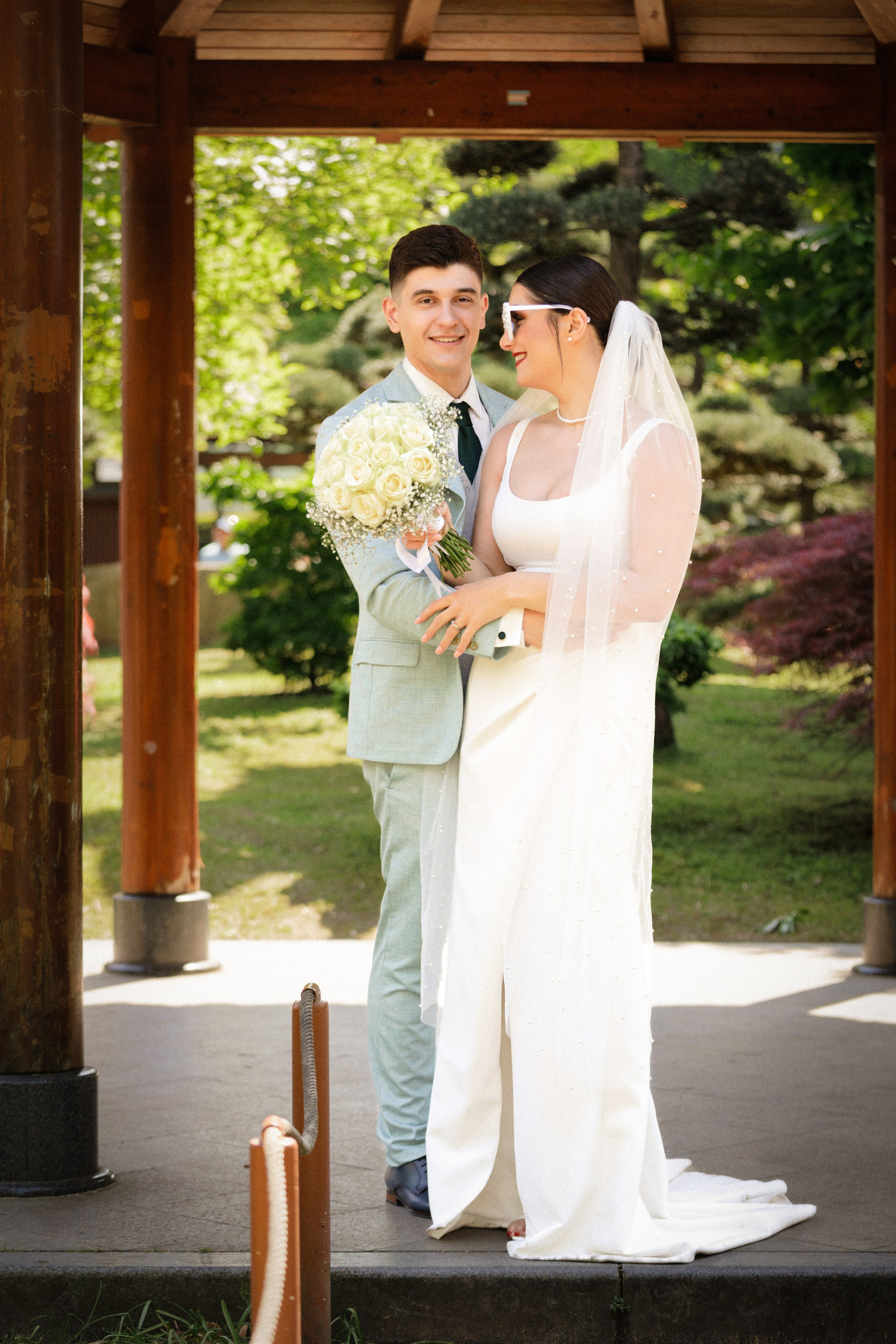Natürliche Hochzeitsfotografie im Planten un Blomen | Hamburgs grüne Oase. Hochzeitsfotograf und Hochzeitsvideograf aus Hamburg | Roka21Film