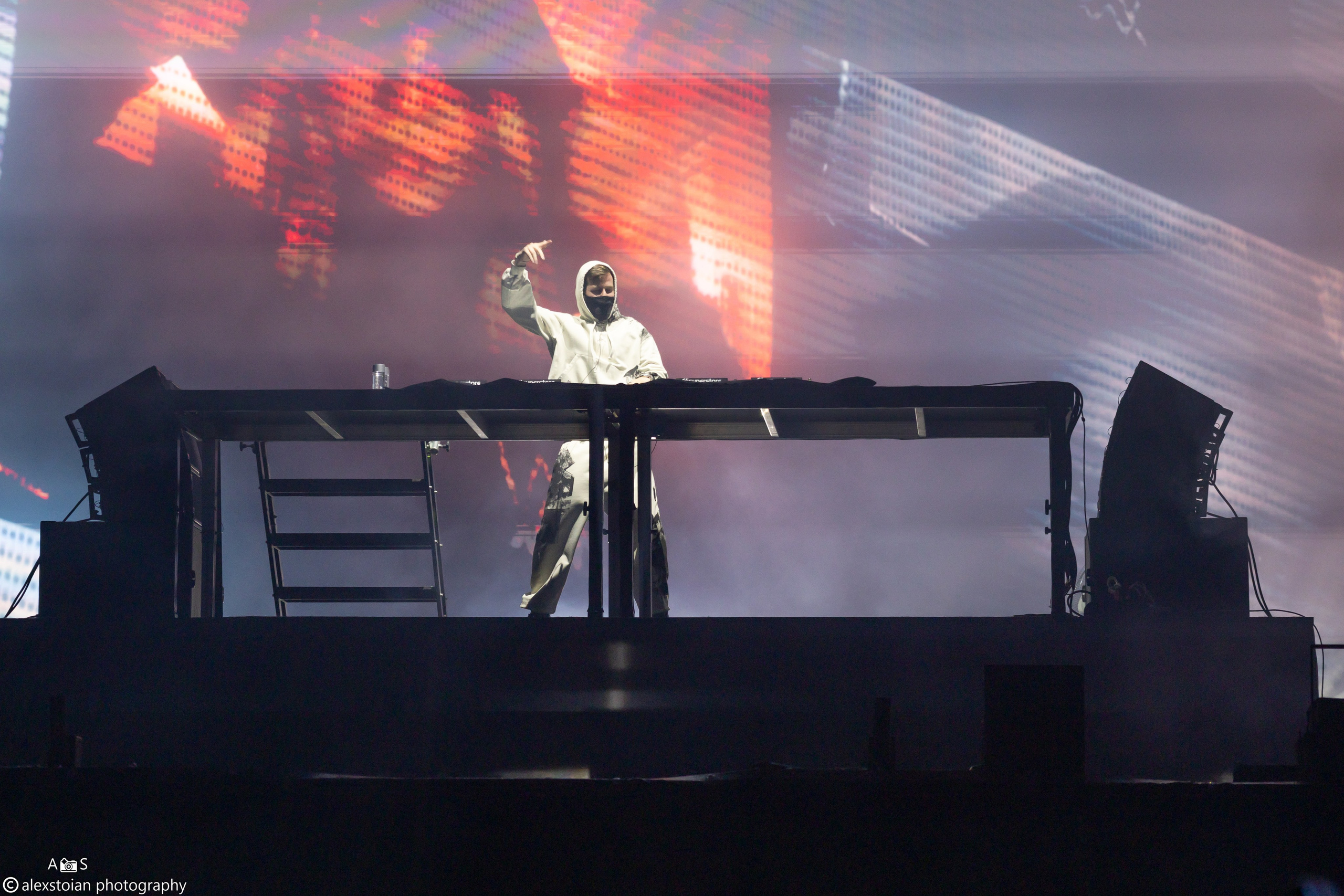 Alan Walker — INTENCITY Craiova, 2024. Http://www.alexphoto.ro
