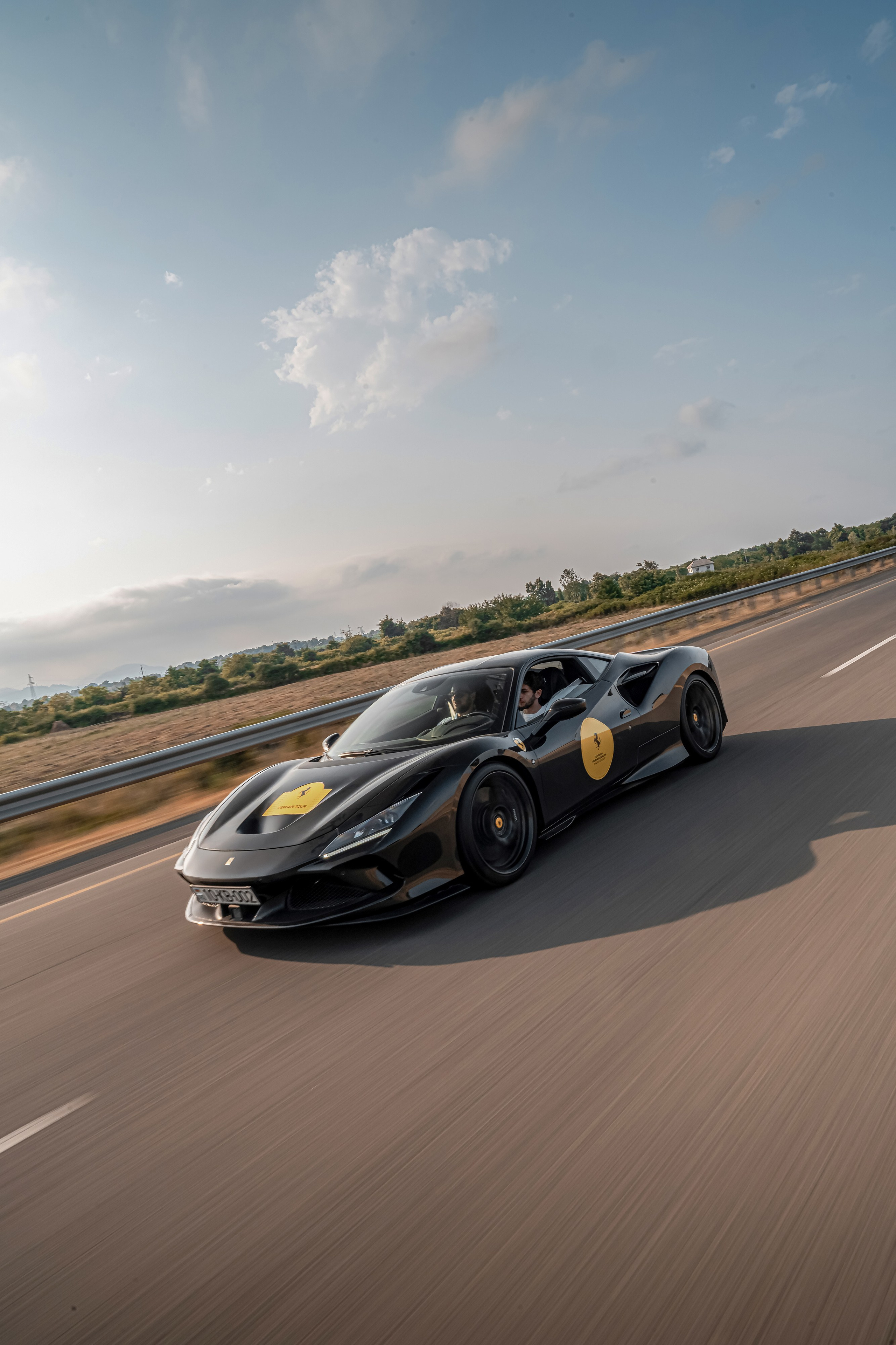 FERRARI. WORLDWIDE COMMERCIAL AUTOMOTIVE PHOTOGRAPHER