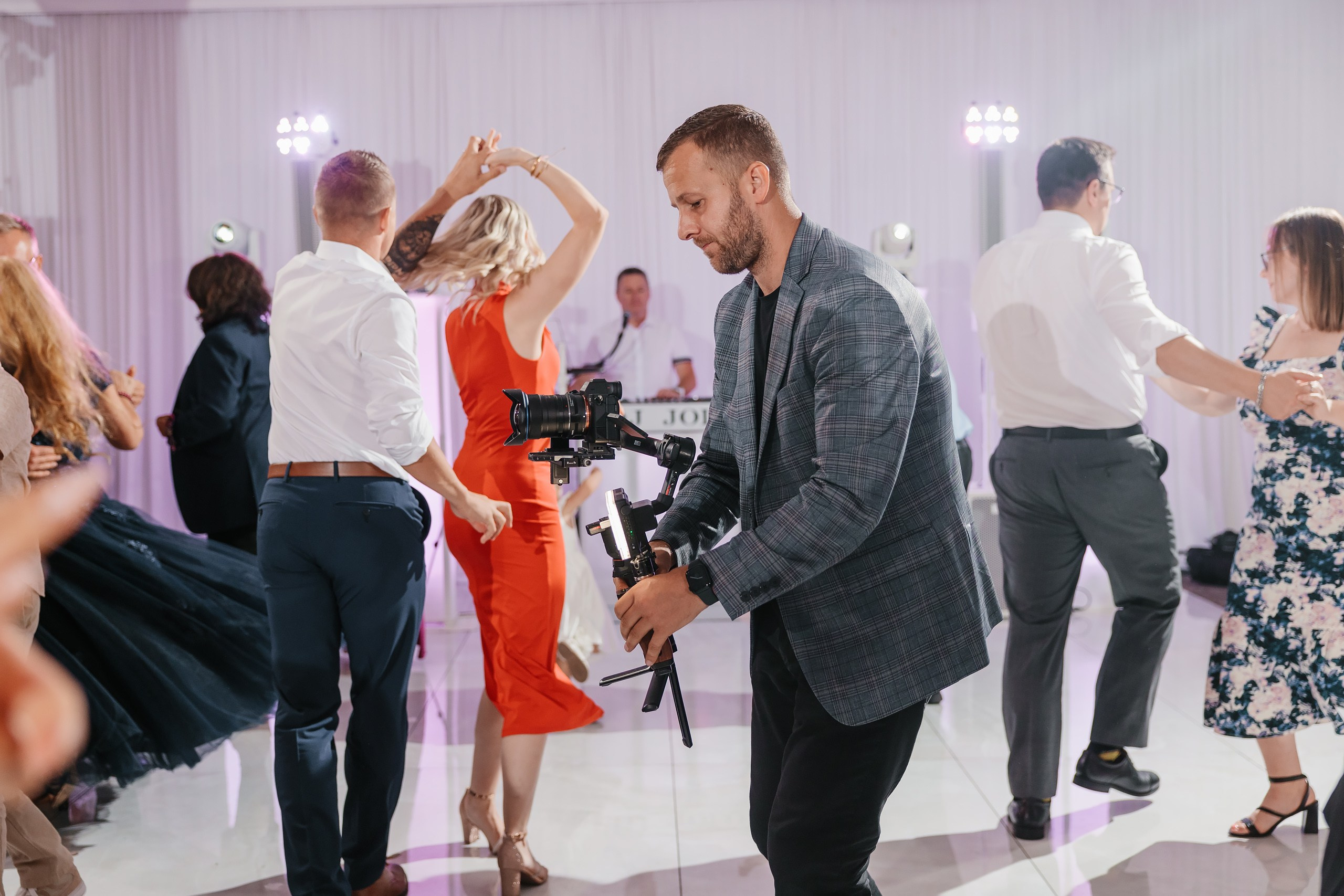 31.08.2024 Wedding. Wedding family event photographer in Chicago Nick Yushevich