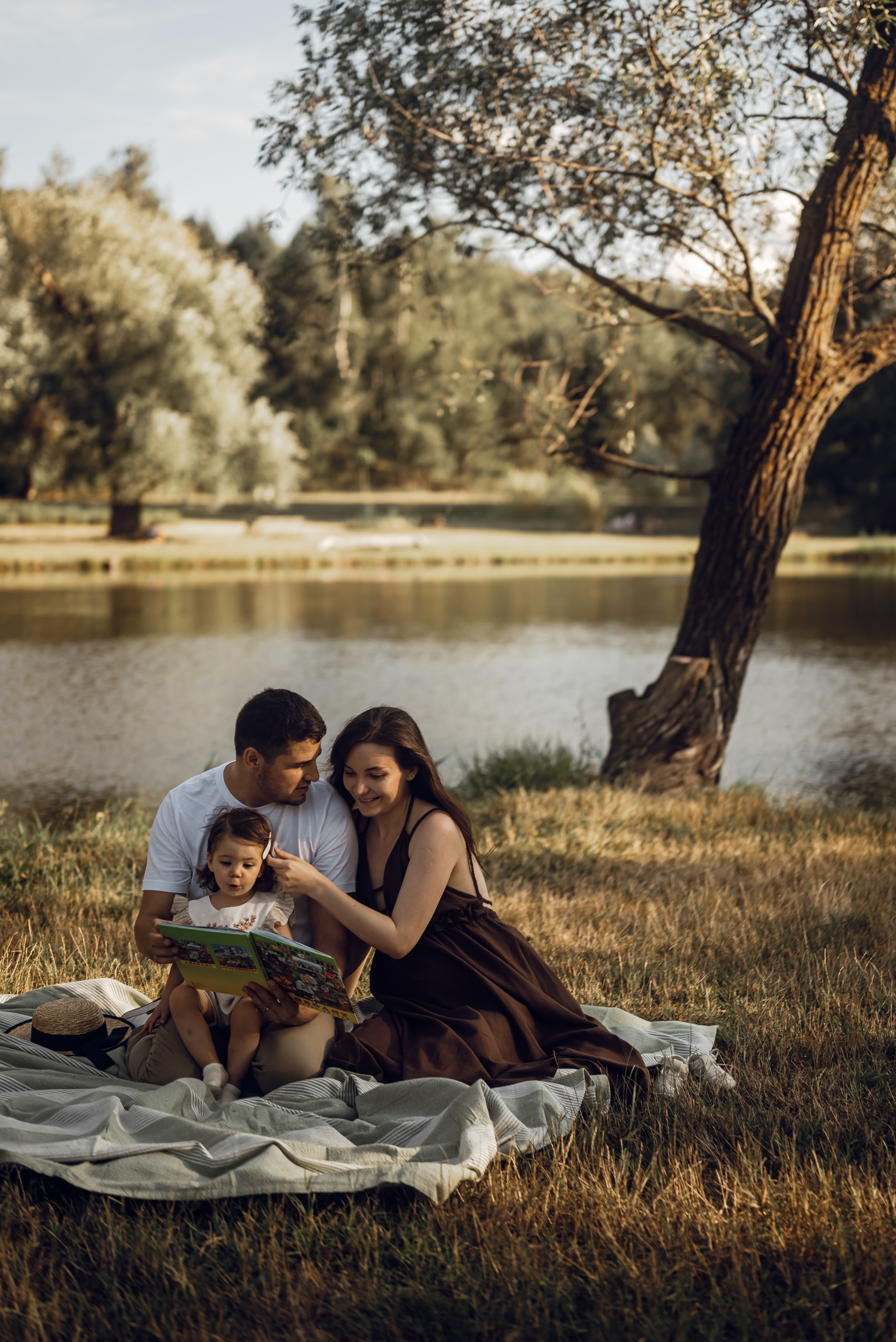 Tanya, Victor, Kira. Photographer Irina Novikova