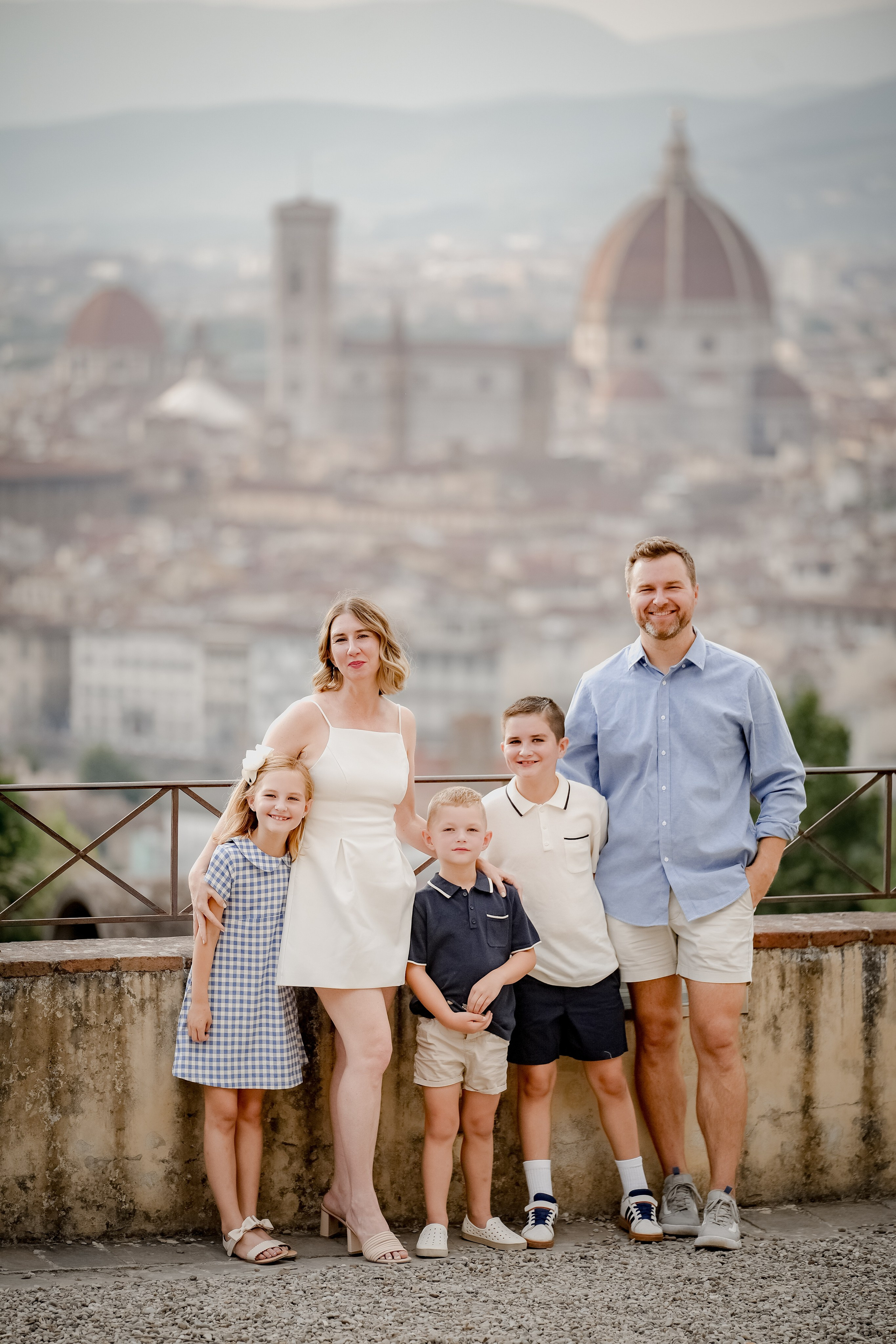 Mandy and Family. Wedding Photographer in Italy