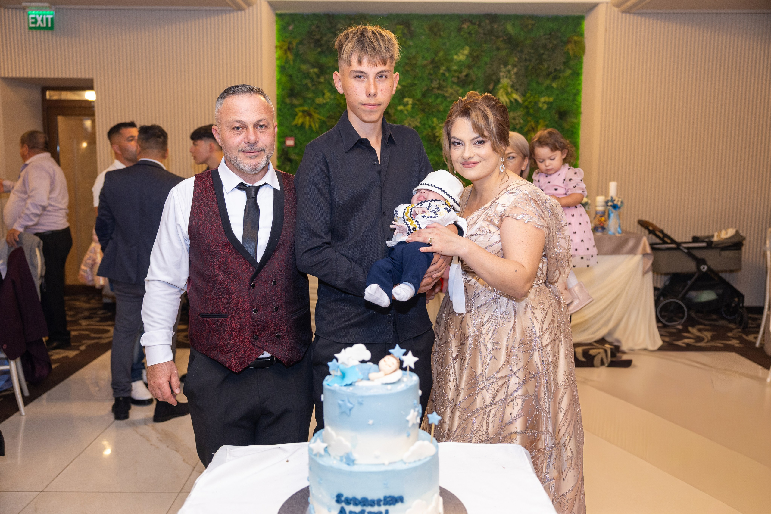 Andrei Sebastian. Moments By Gub