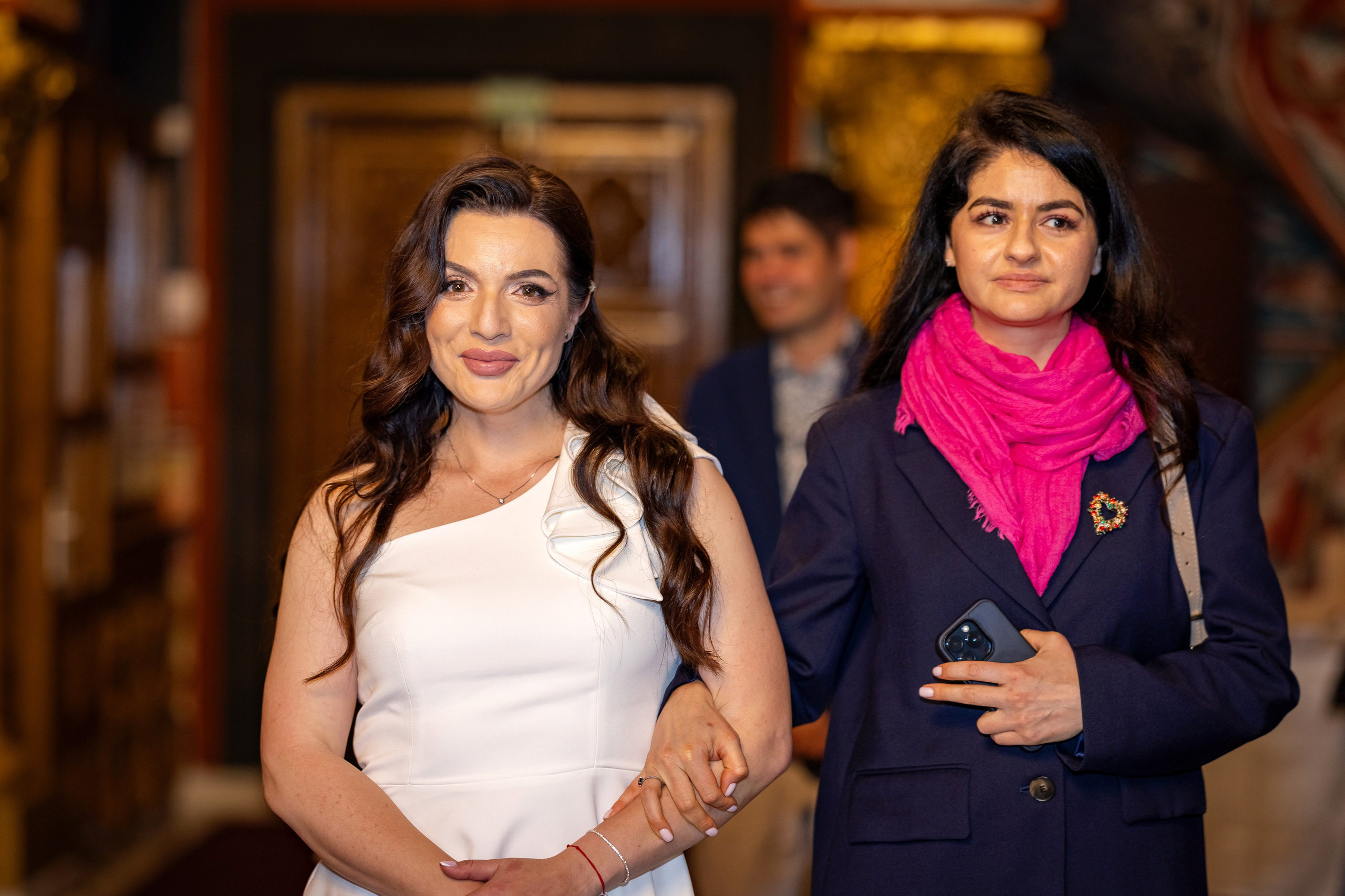 Iris Stefania. Moments By Gub