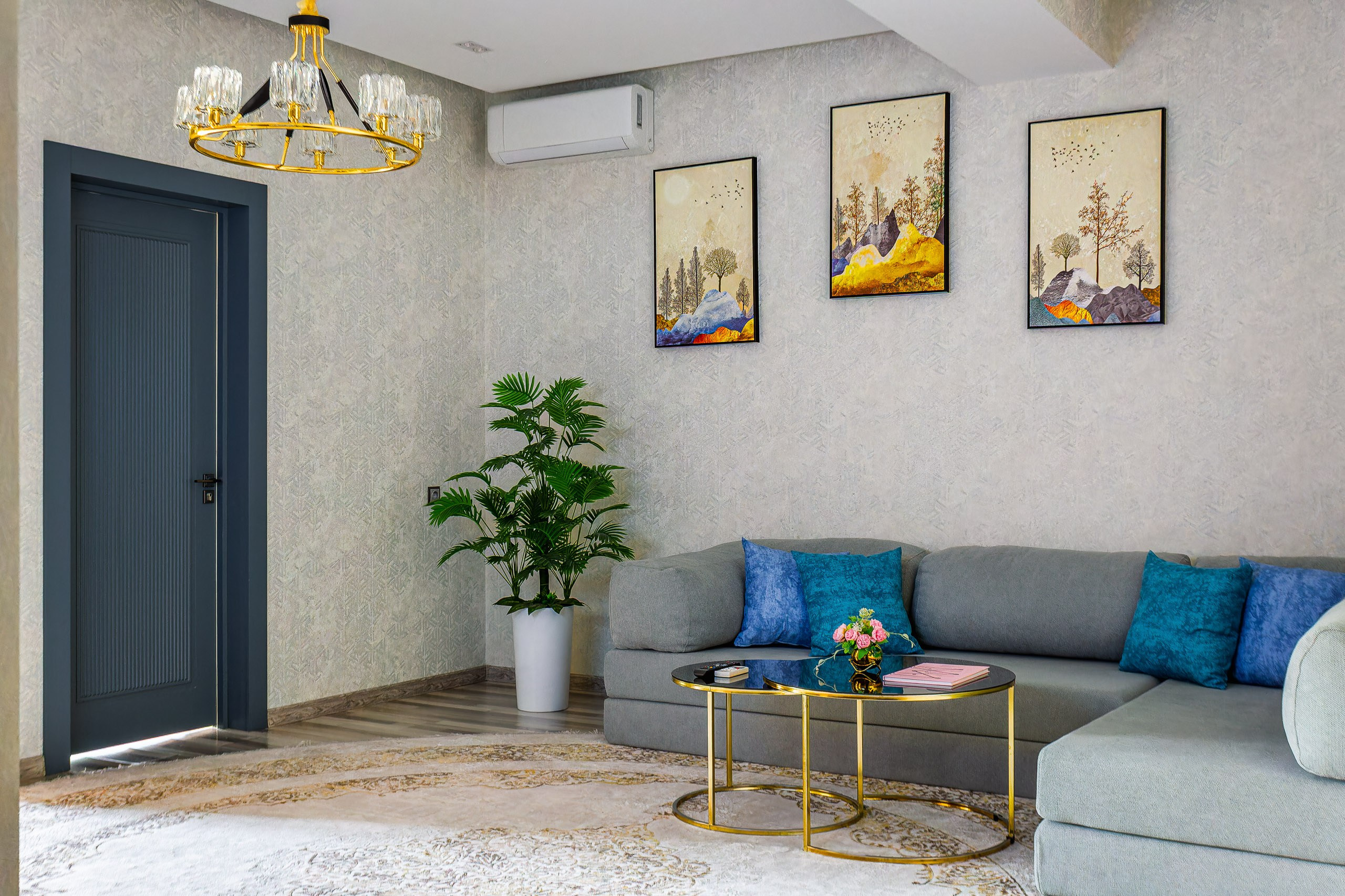 Comfort Residence + 2 Videos. Аренда квартир и апартаментов посуточно в Ташкенте, Узбекистан — Хаким