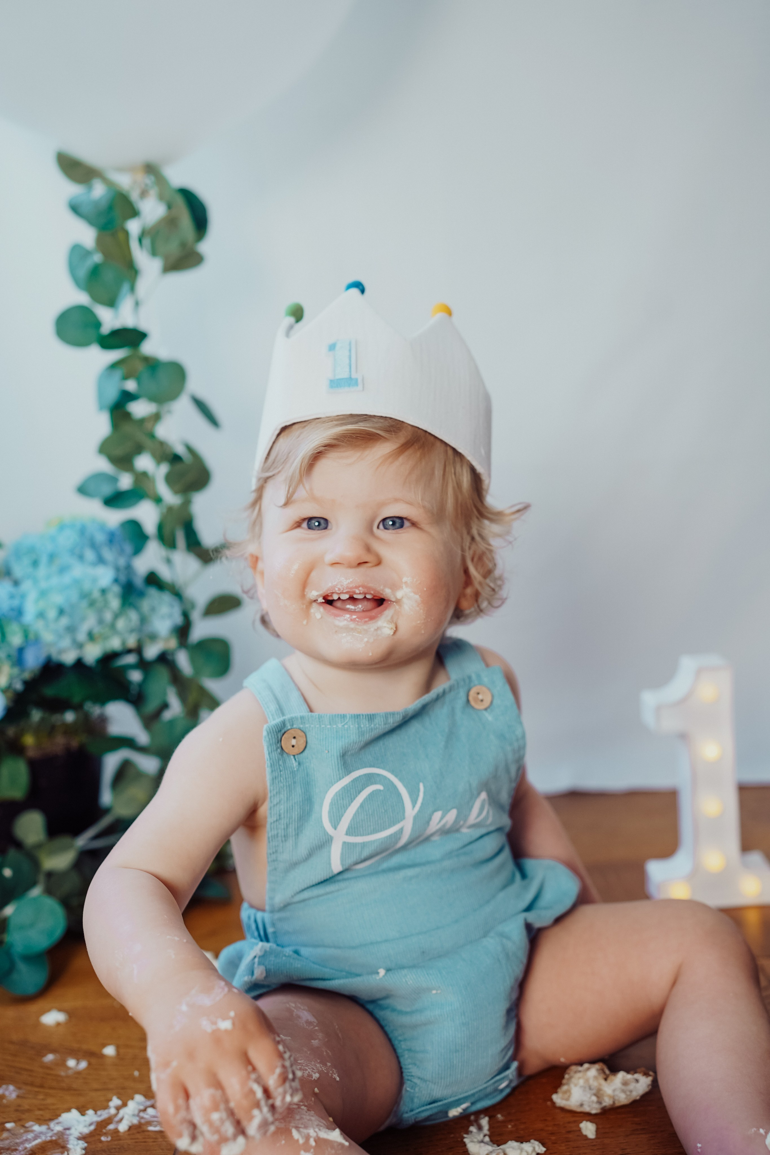 Cake Smash. Maternity, family and newborn photography in San Francisco Bay Area