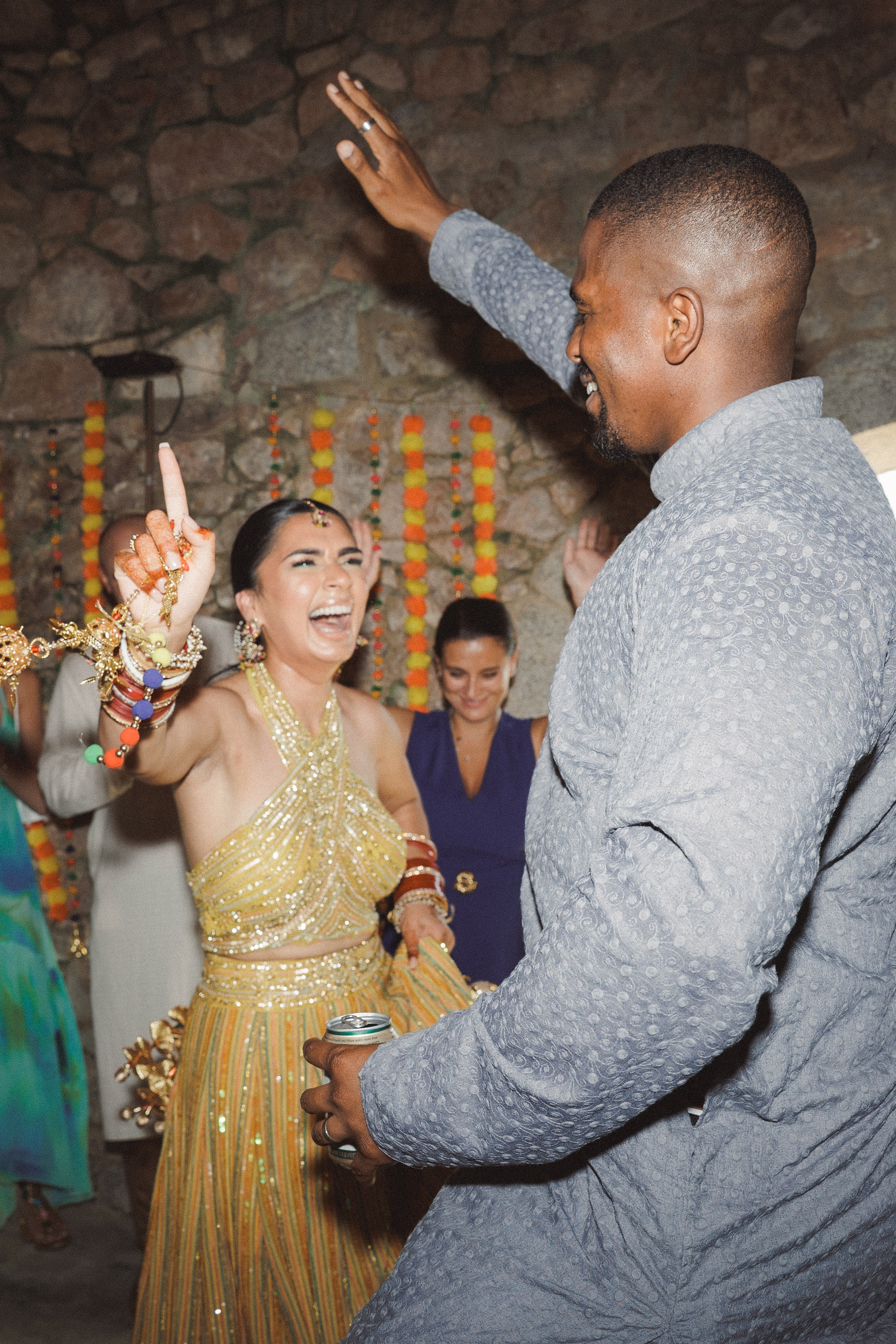 Patrik & Naomi. Monestir Sant Salvi. Paola wedding photographer / videographer in Barcelona